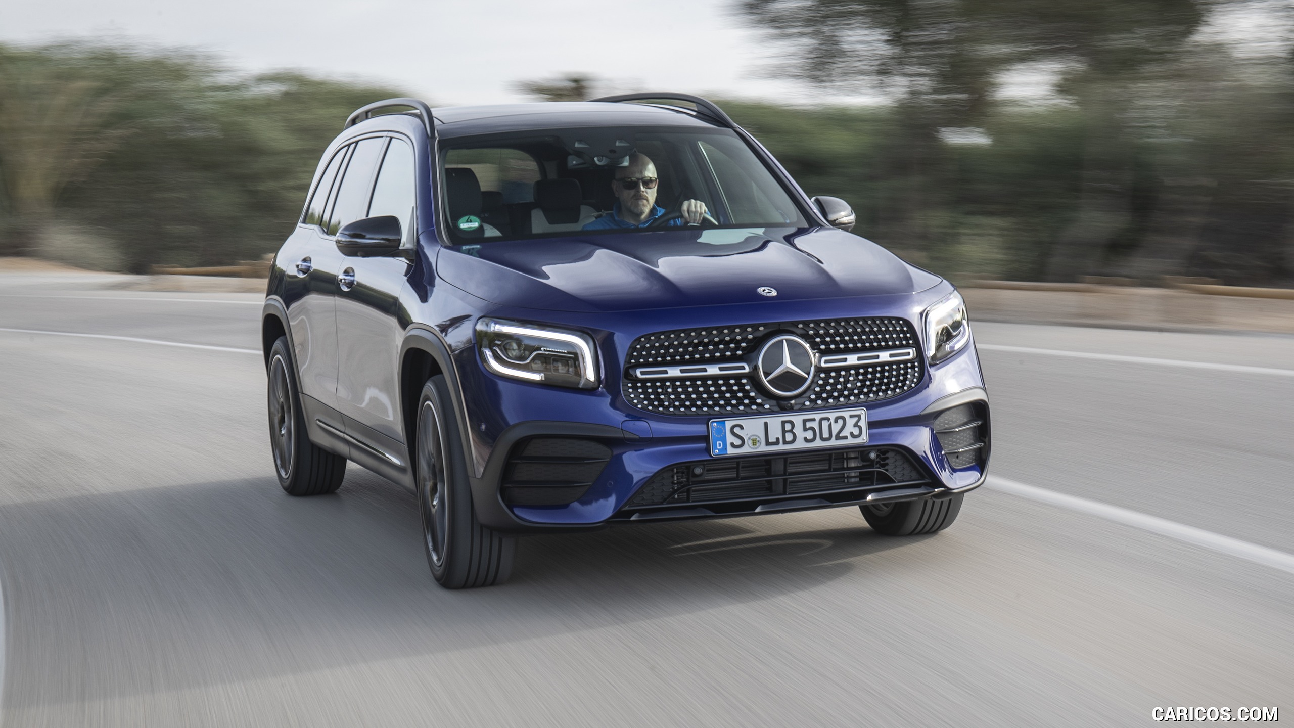 Mercedes Benz Glb D Matic Color Galaxy Blue Metallic