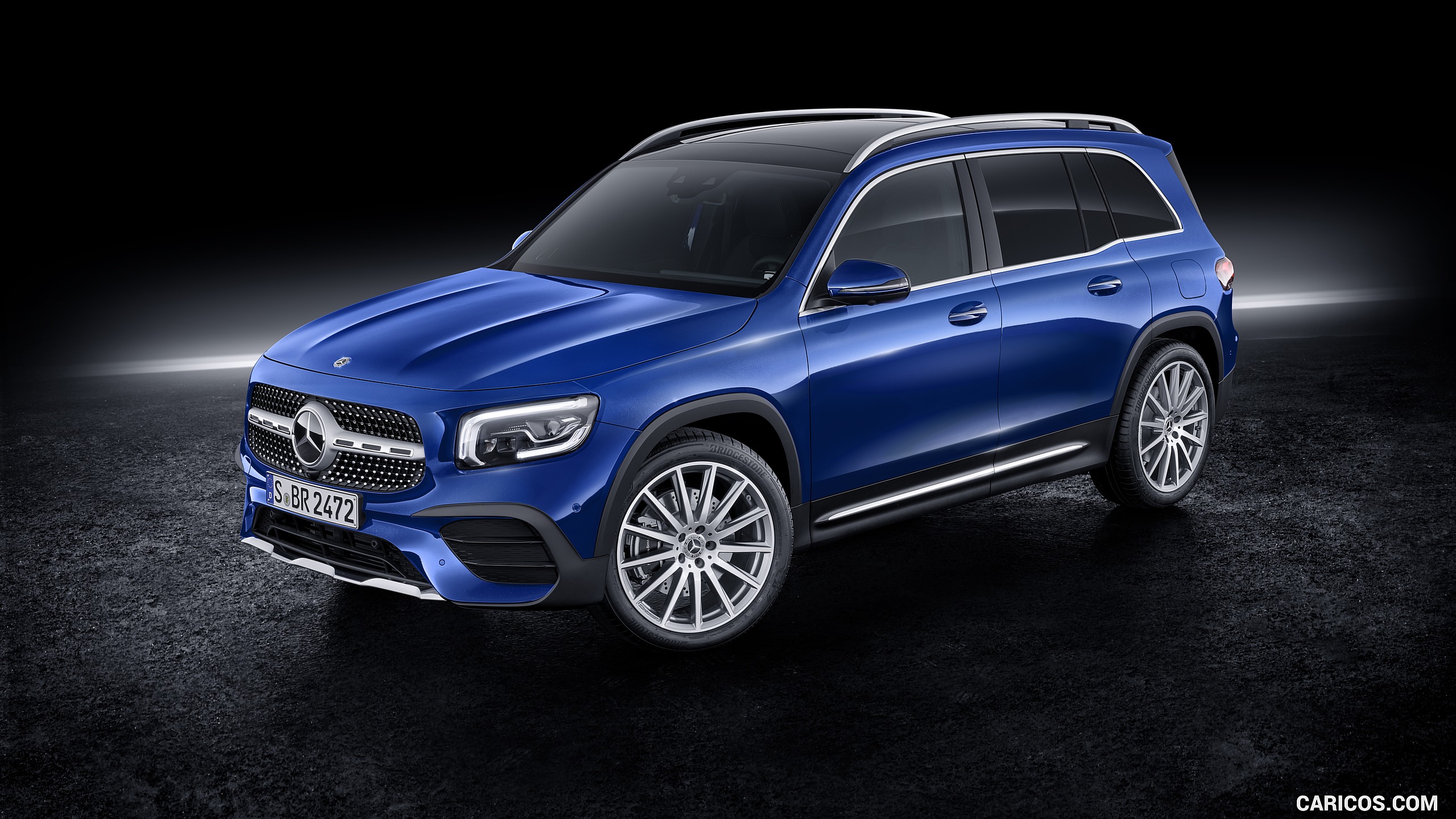 Mercedes Benz Glb Amg Line Color Galaxy Blue Front Three