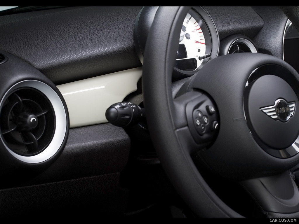  MINI Clubman Hyde Park (2013) - Interior Detail