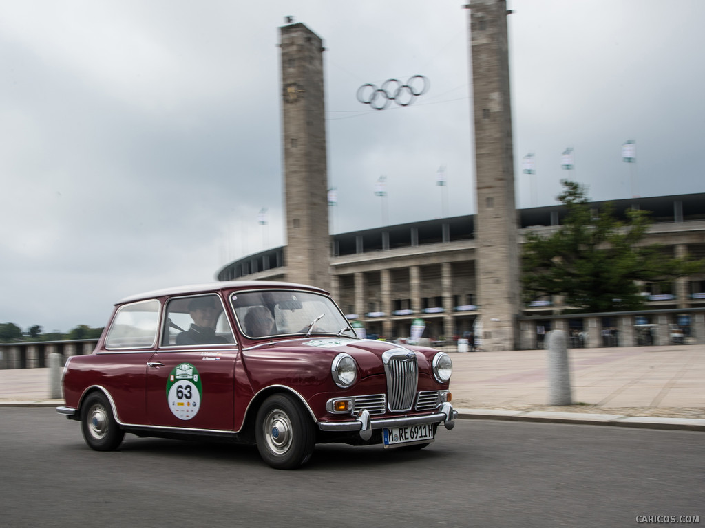 1969 Mini Riley Elf  - Front