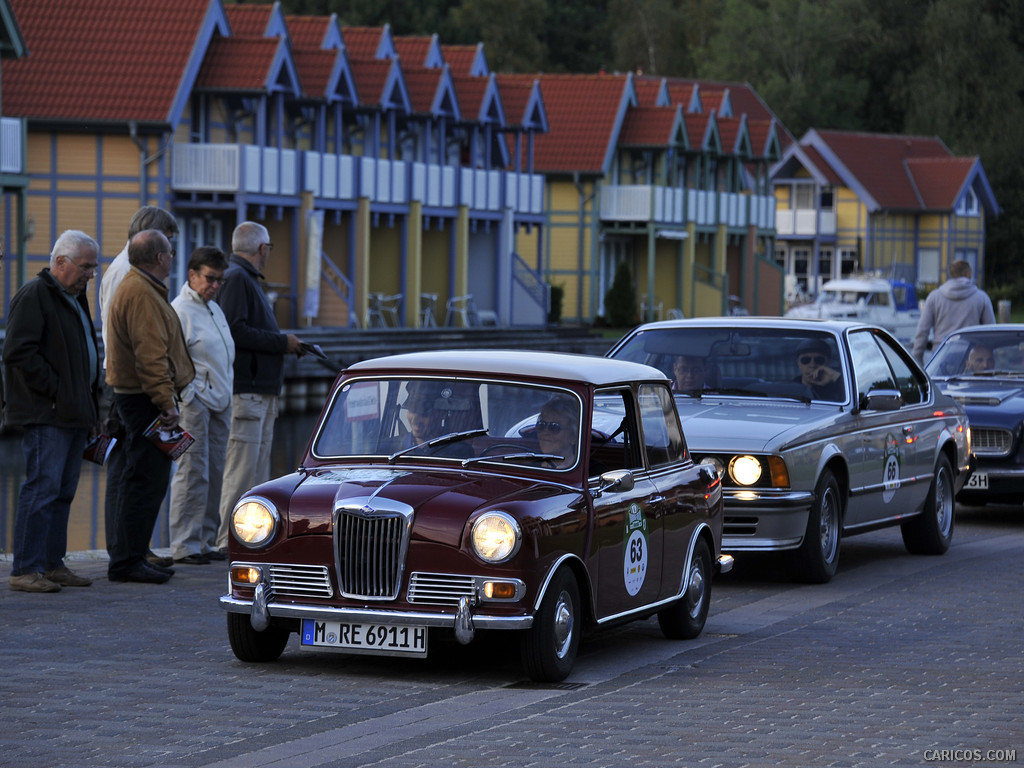 1969 Mini Riley Elf  - Front