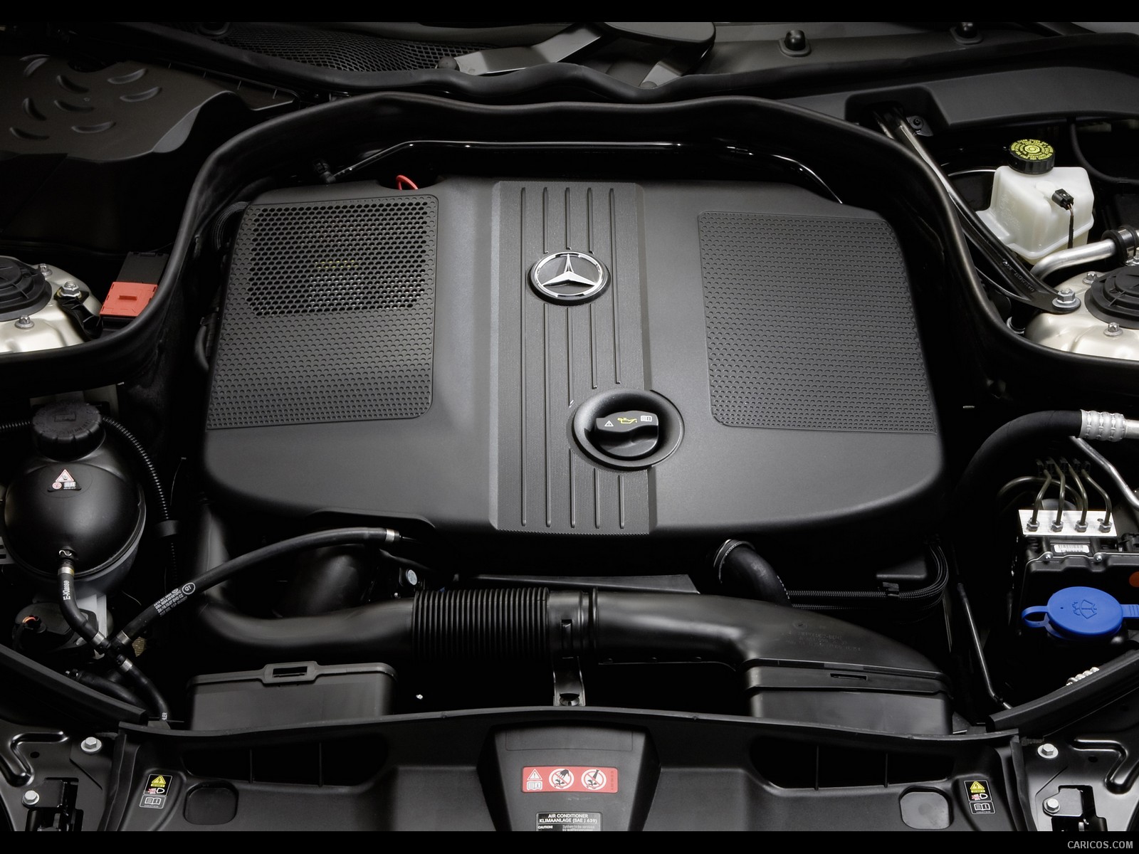 2010 Mercedes-Benz E-Class Coupe  - Engine, #205 of 213