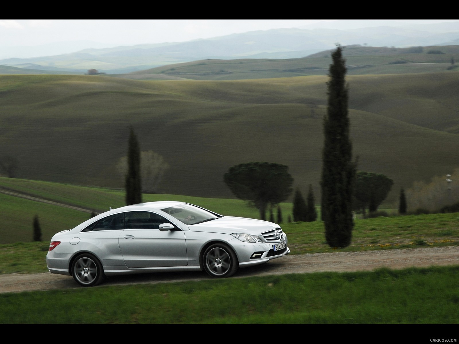 2010 Mercedes-Benz E-Class Coupe  - Side View Photo, #89 of 213