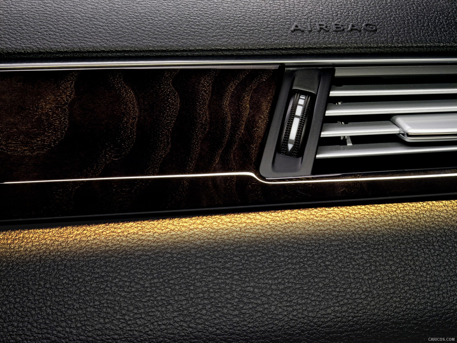 2010 Mercedes-Benz E-Class Sedan  - Interior Close-up Photo, #136 of 261