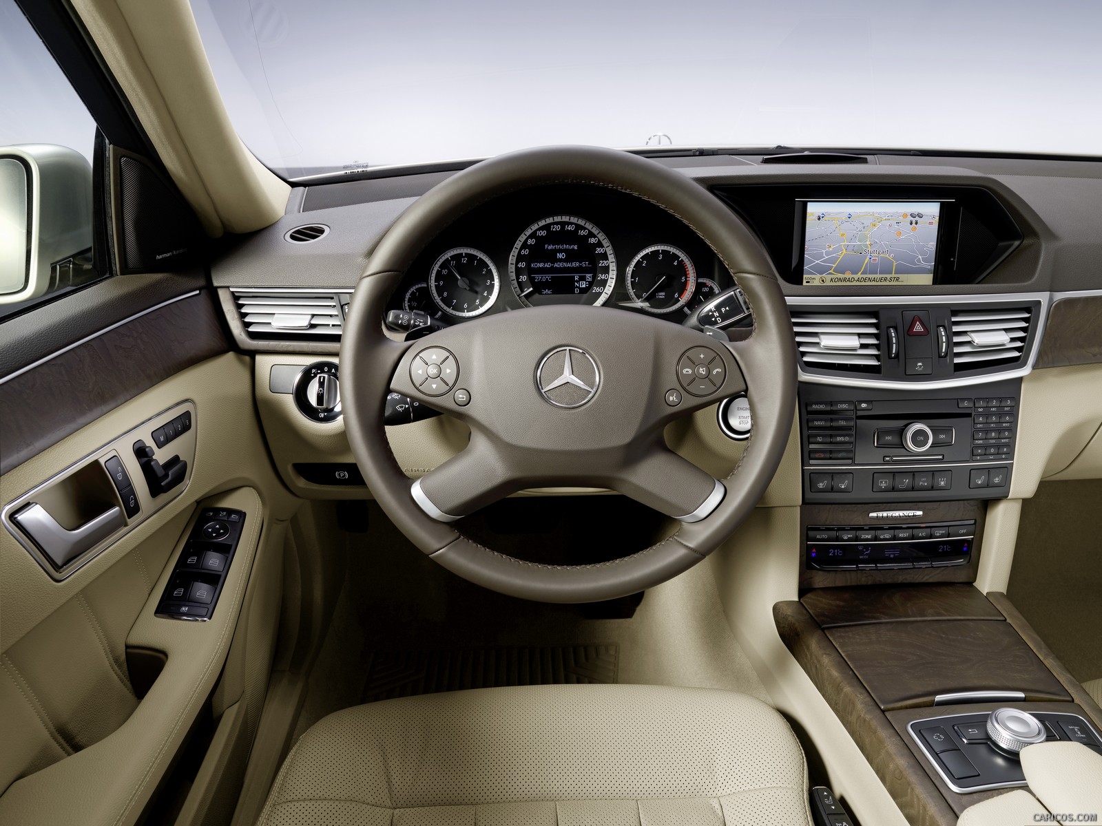 2010 Mercedes-Benz E-Class Sedan  - Interior Steering Wheel View Photo, #129 of 261