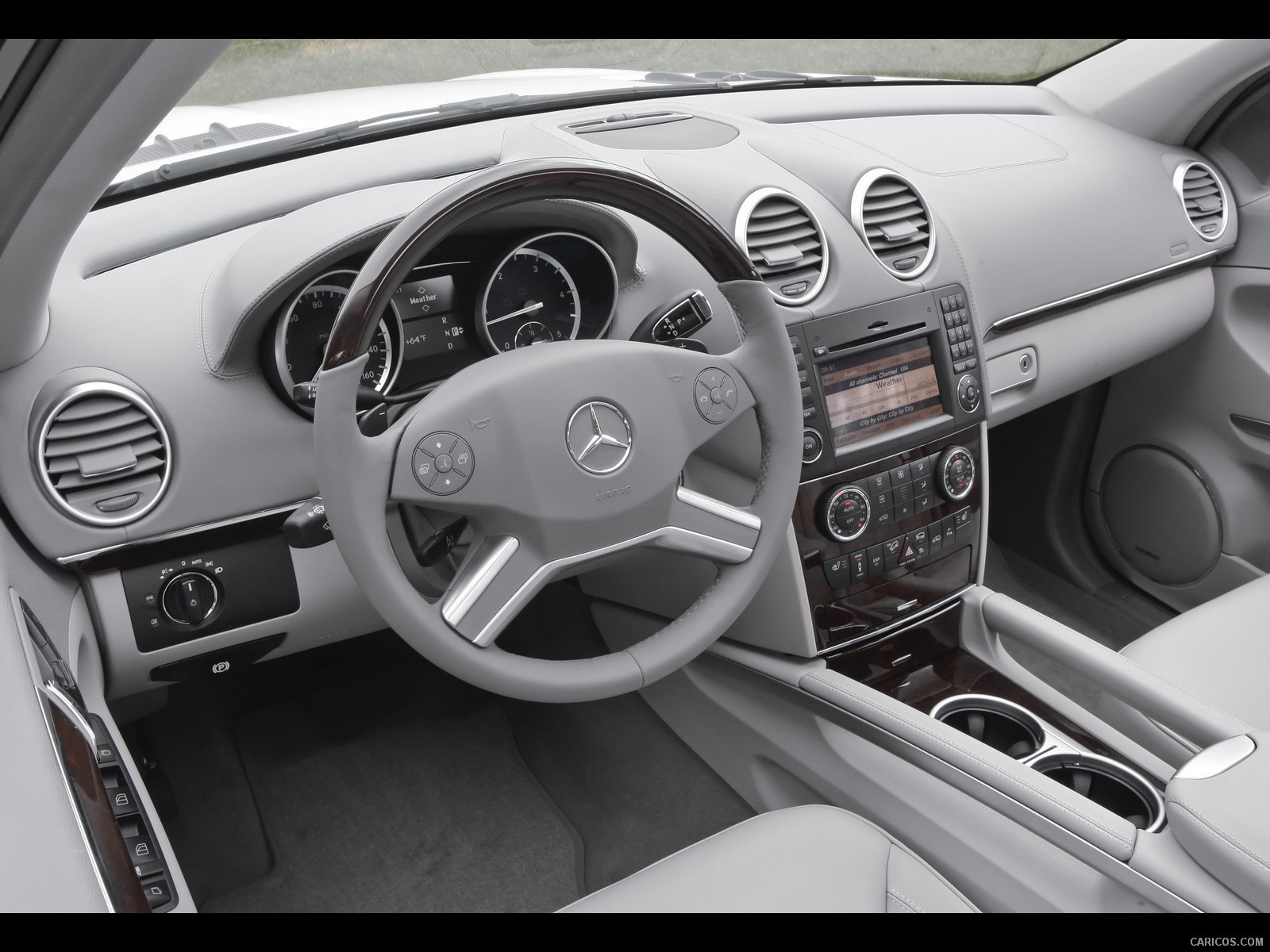2010 Mercedes-Benz GL350 BlueTEC - Interior, #24 of 112