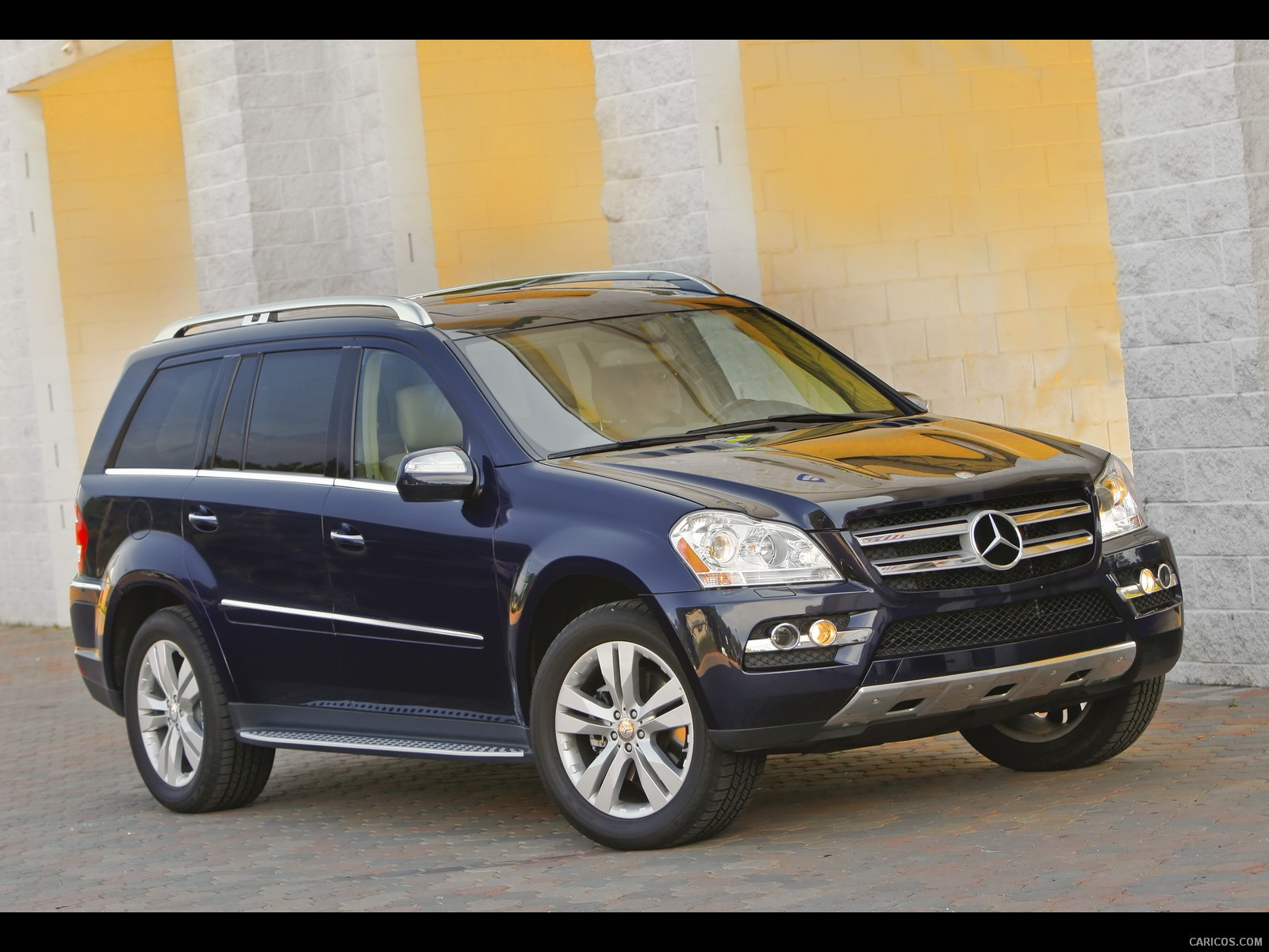 2010 Mercedes-Benz GL450 - Front, #72 of 112