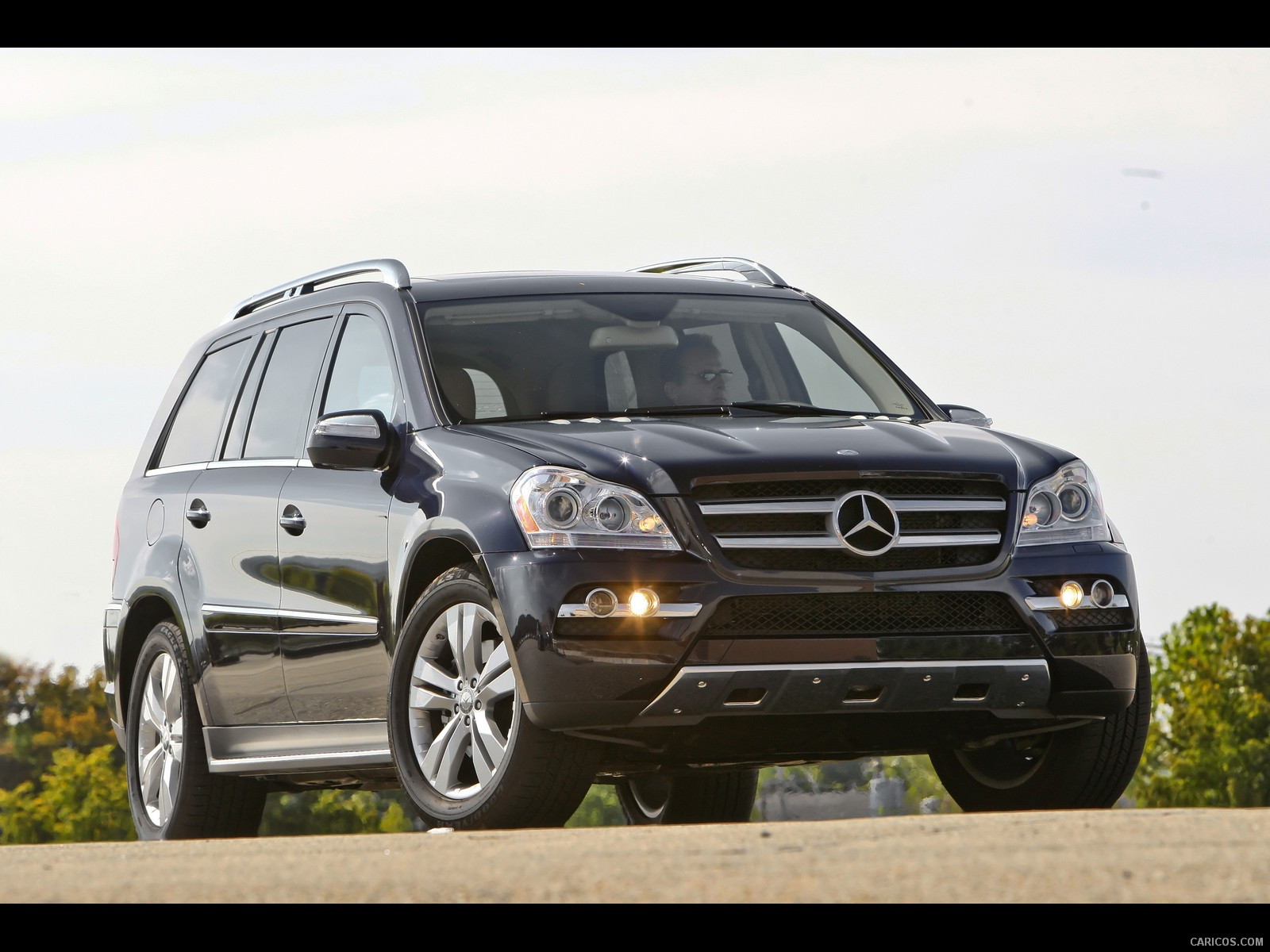 2010 Mercedes-Benz GL450 - Front, #80 of 112