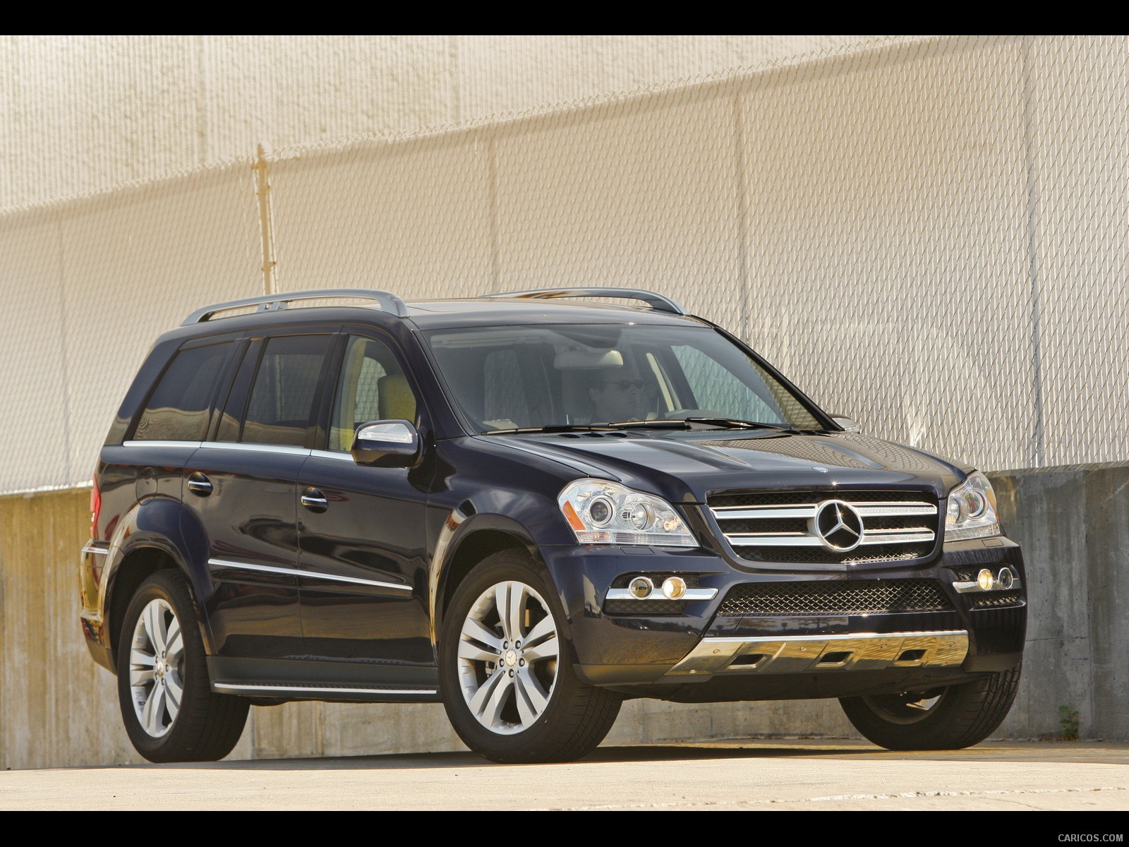 2010 Mercedes-Benz GL450 - Front, #81 of 112
