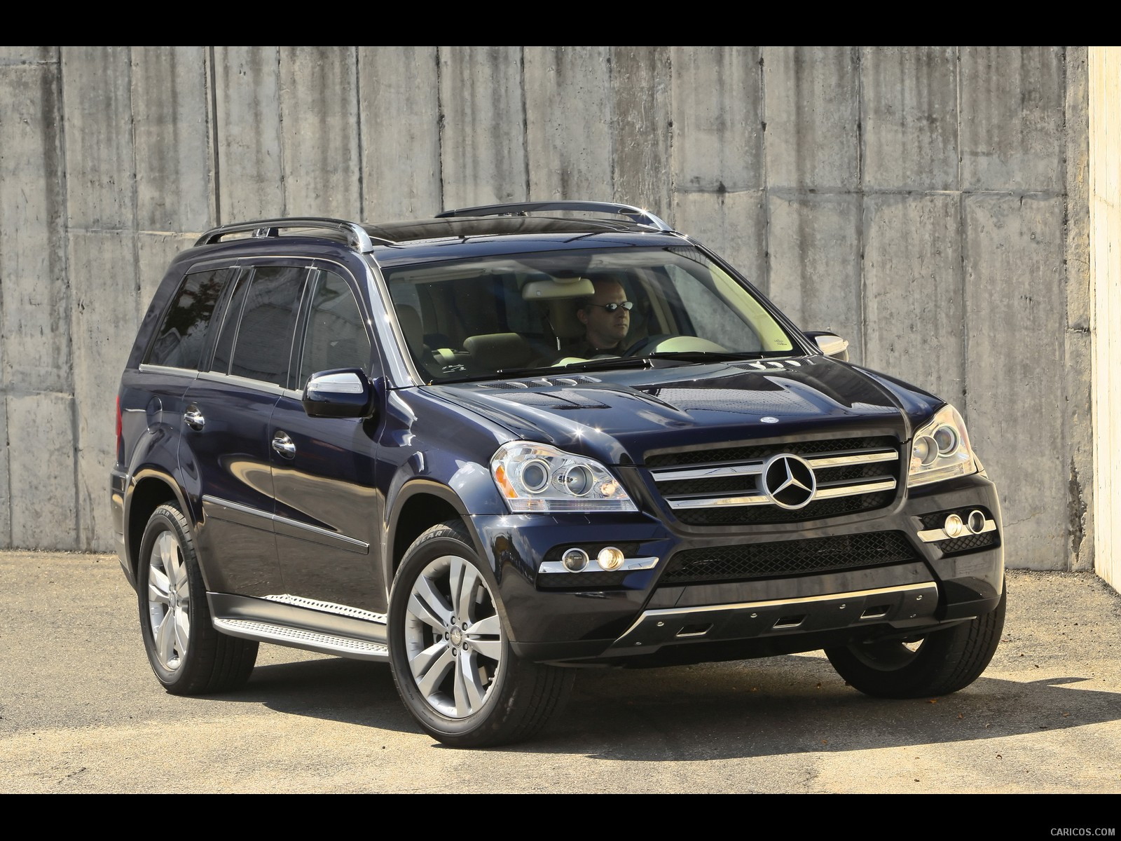 2010 Mercedes-Benz GL450 - Front, #87 of 112