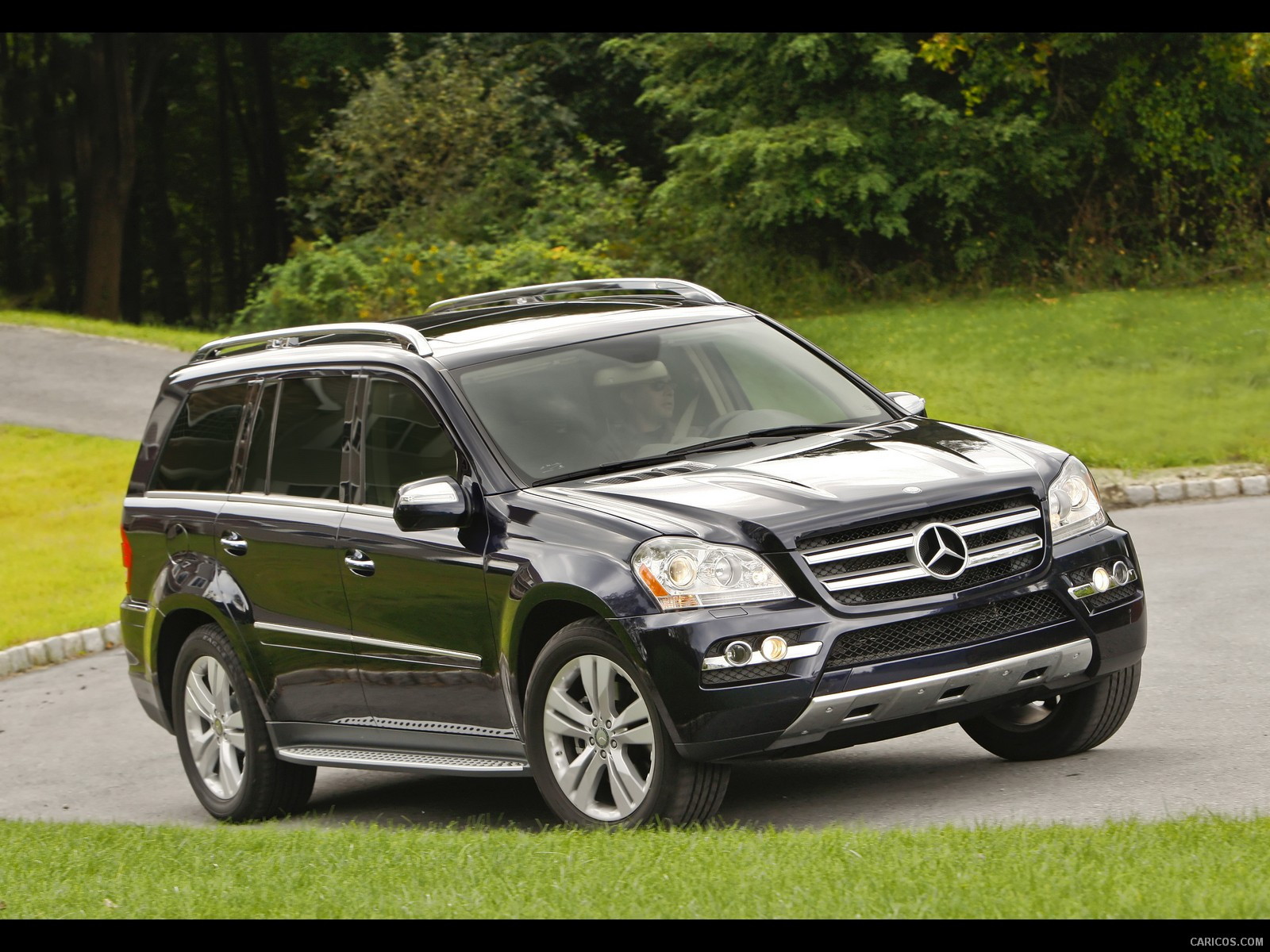 2010 Mercedes-Benz GL450 - Front, #95 of 112
