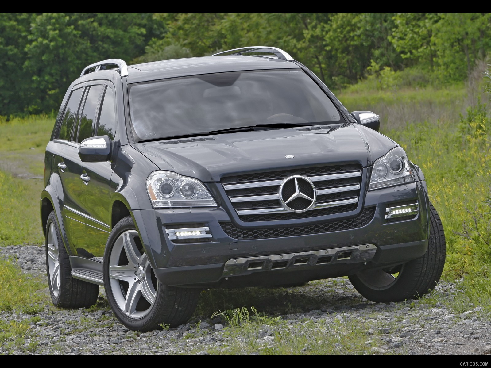 2010 Mercedes-Benz GL550 - Front, #53 of 112