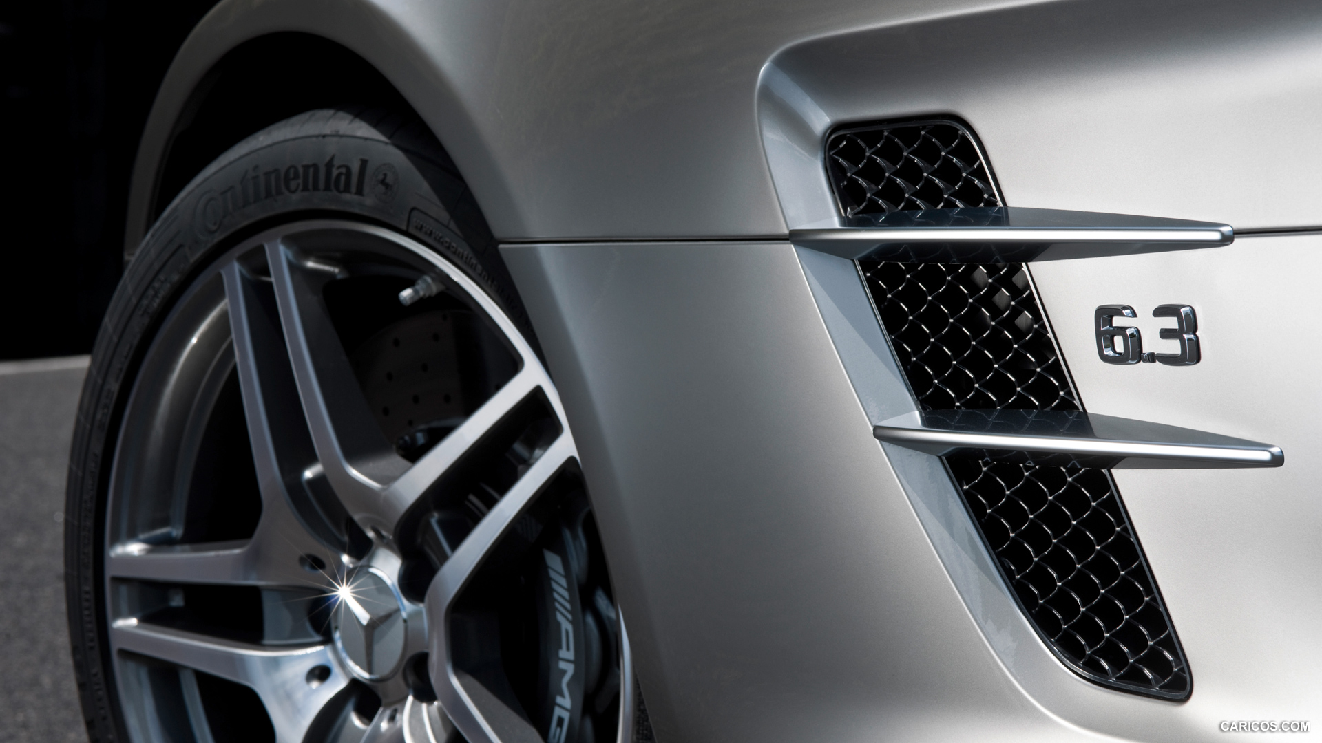 2010 Mercedes-Benz SLS AMG Gullwing  - Close-up, #86 of 148