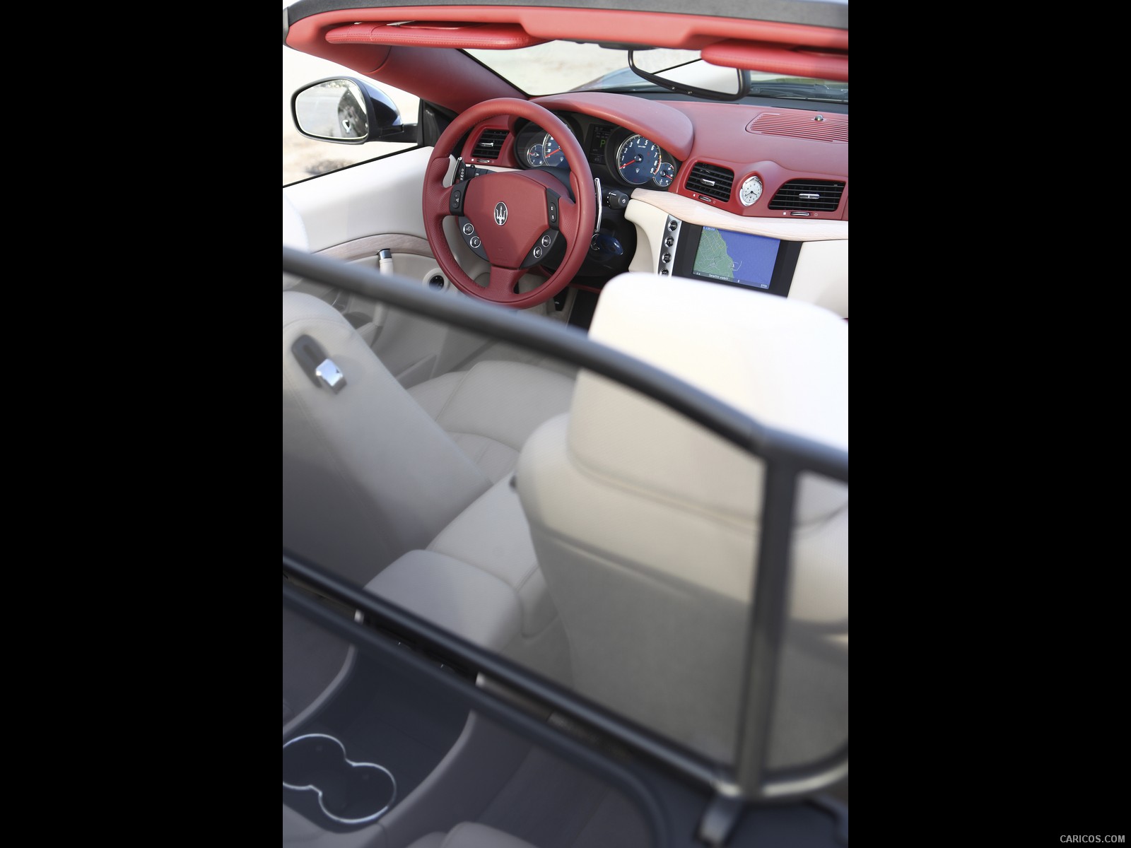 2011 Maserati GranCabrio  - Interior Close-up Photo, #37 of 59