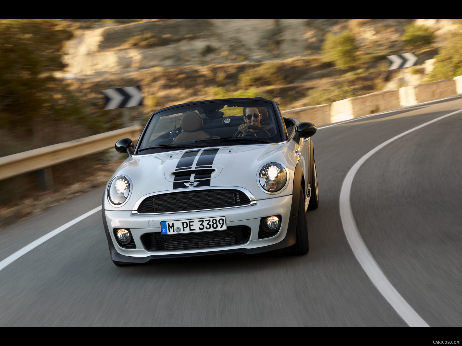 2012 MINI Roadster  - Front, #20 of 389