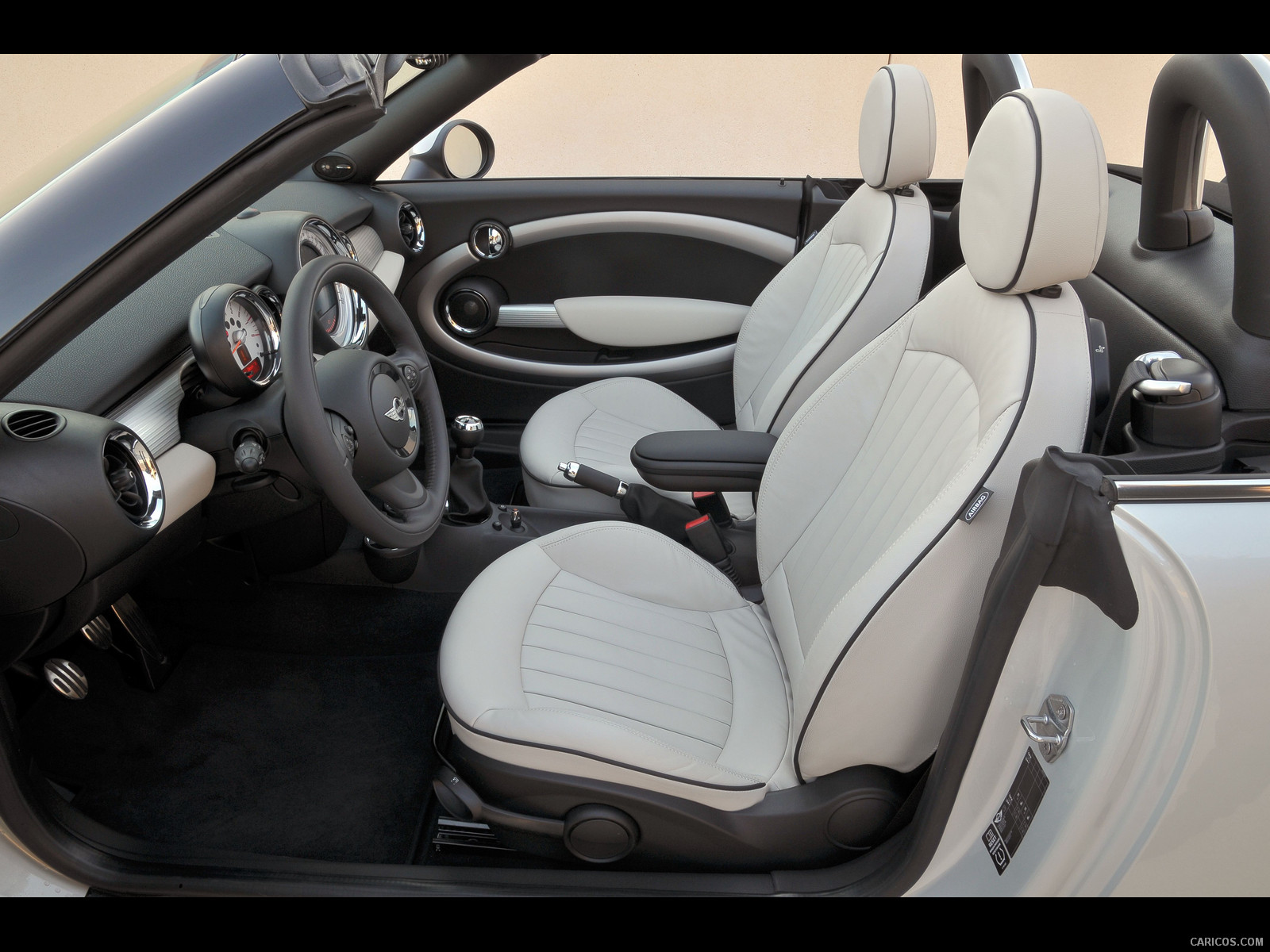 2012 MINI Roadster  - Interior, #362 of 389