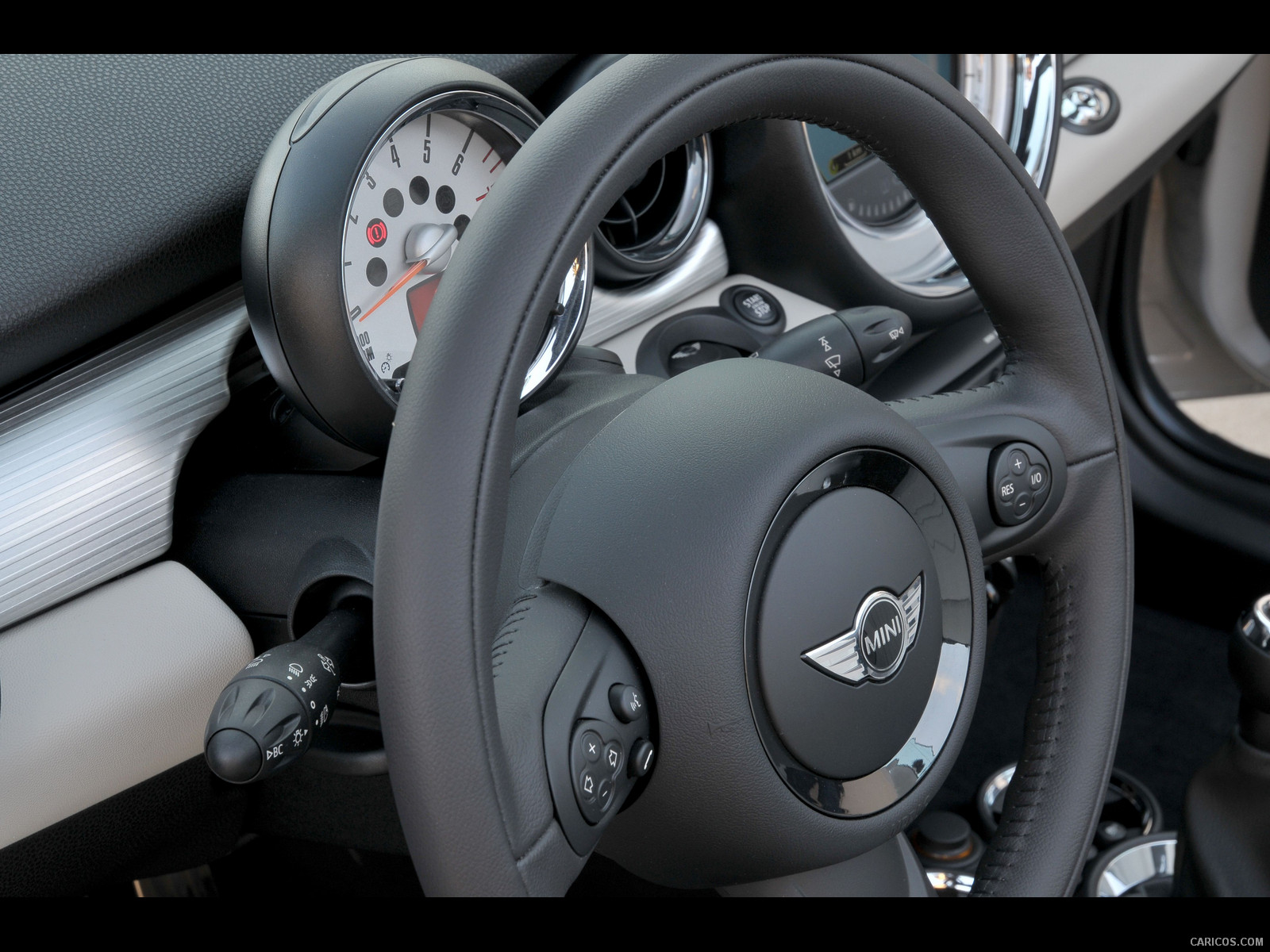 2012 MINI Roadster  - Interior Steering Wheel, #365 of 389