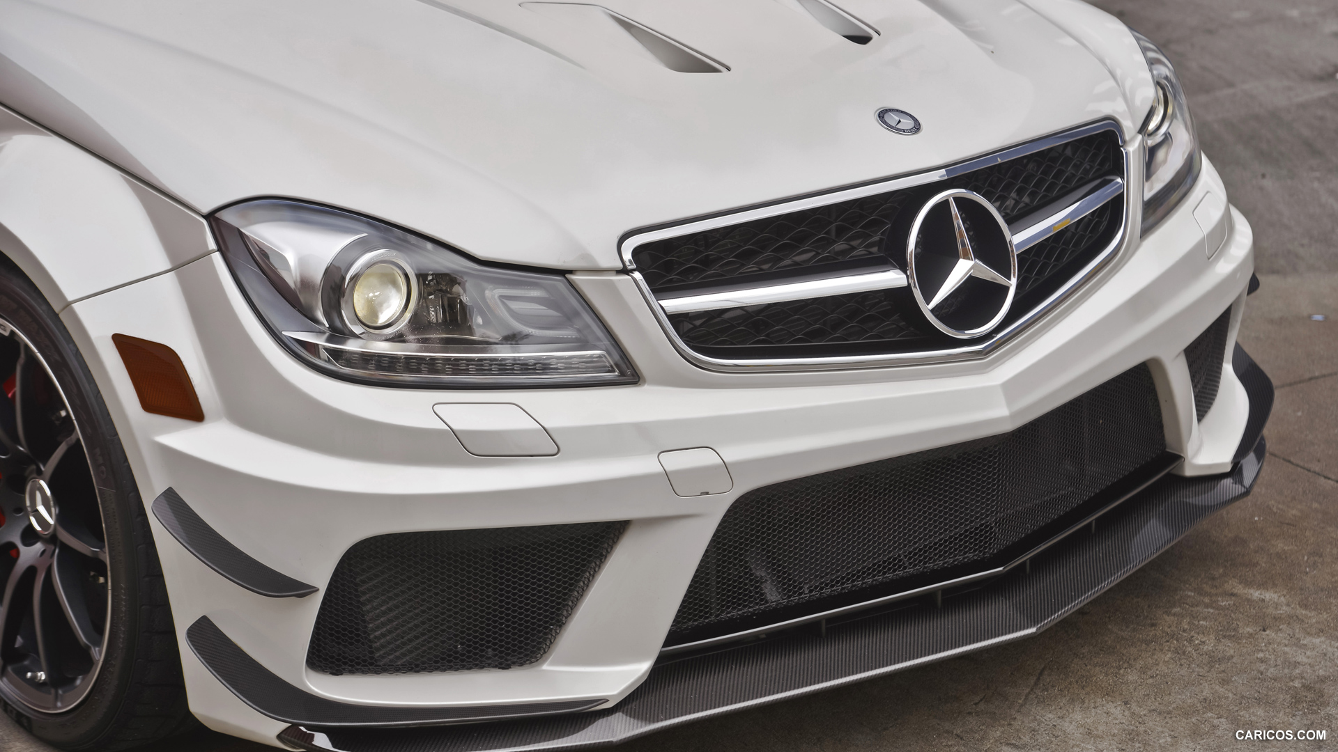 2012 Mercedes-Benz C63 AMG Coupe Black Series Aerodynamics Package - Front, #73 of 136