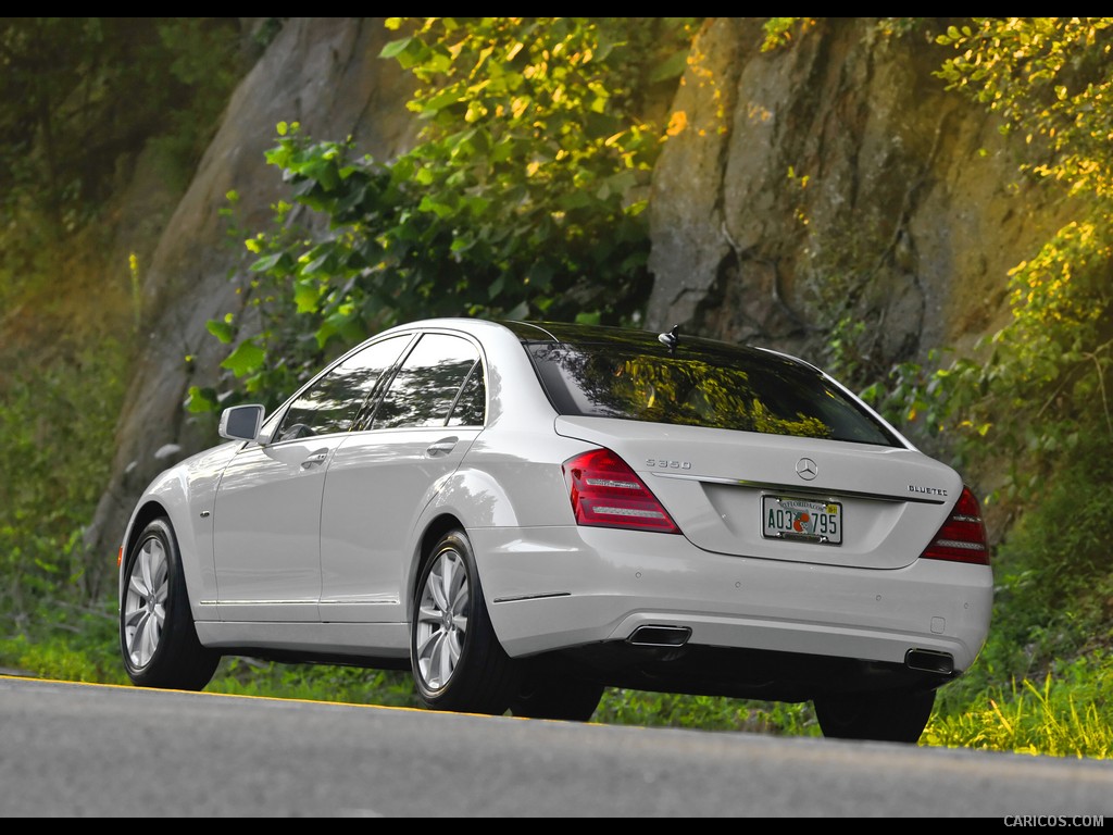 2012 Mercedes-Benz S350 BlueTEC 4MATIC  - Rear 