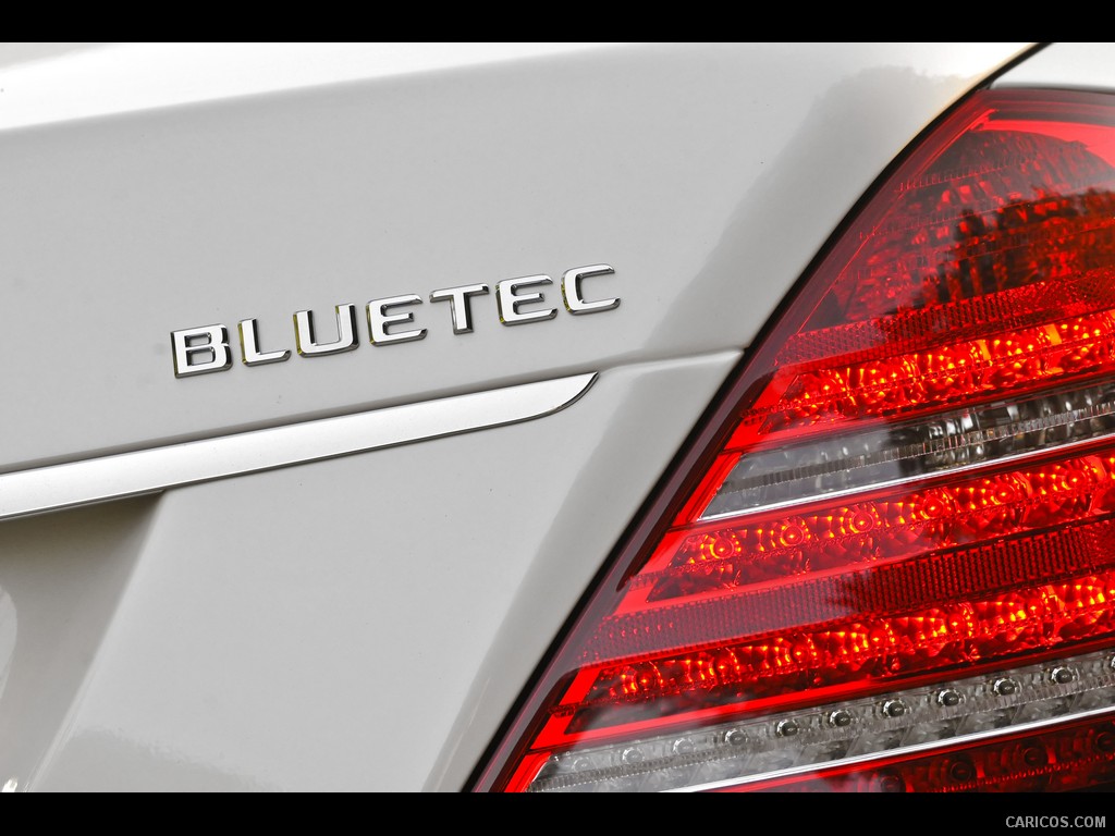 2012 Mercedes-Benz S350 BlueTEC 4MATIC - Badge - 