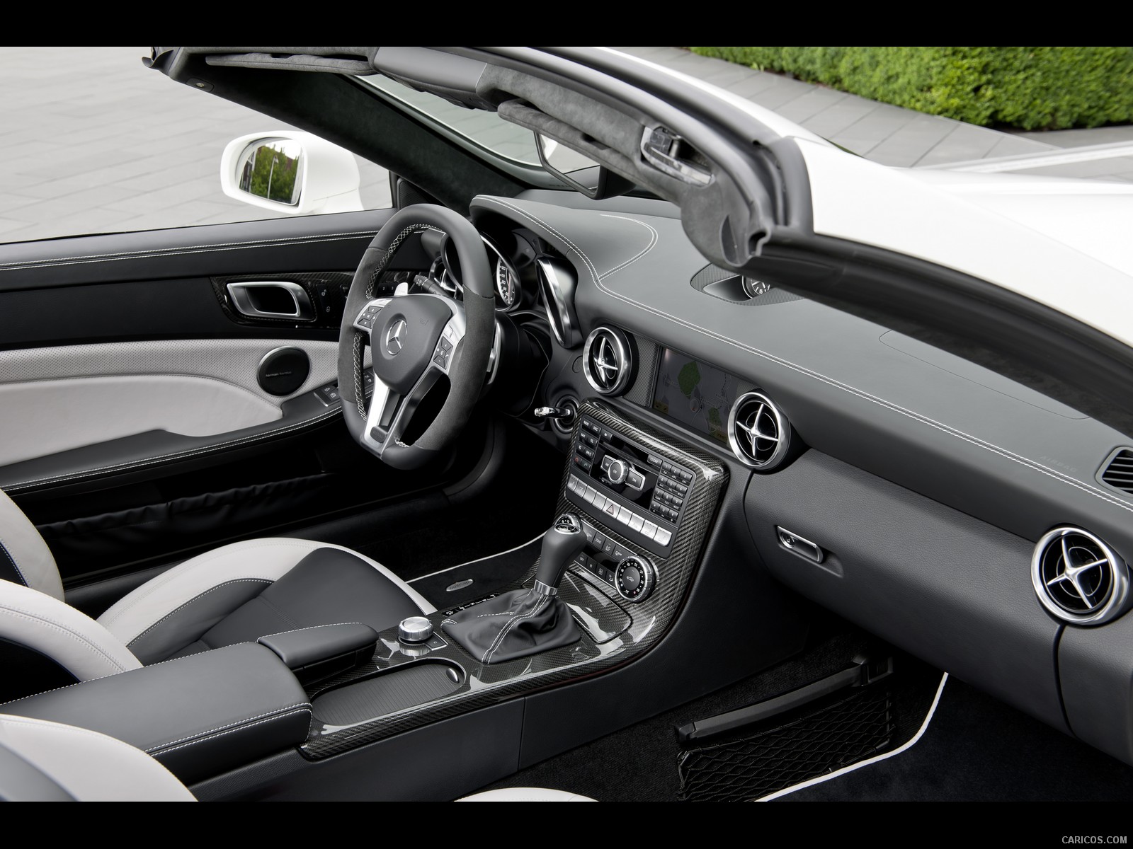 2012 Mercedes-Benz SLK 55 AMG  - Interior, #17 of 47