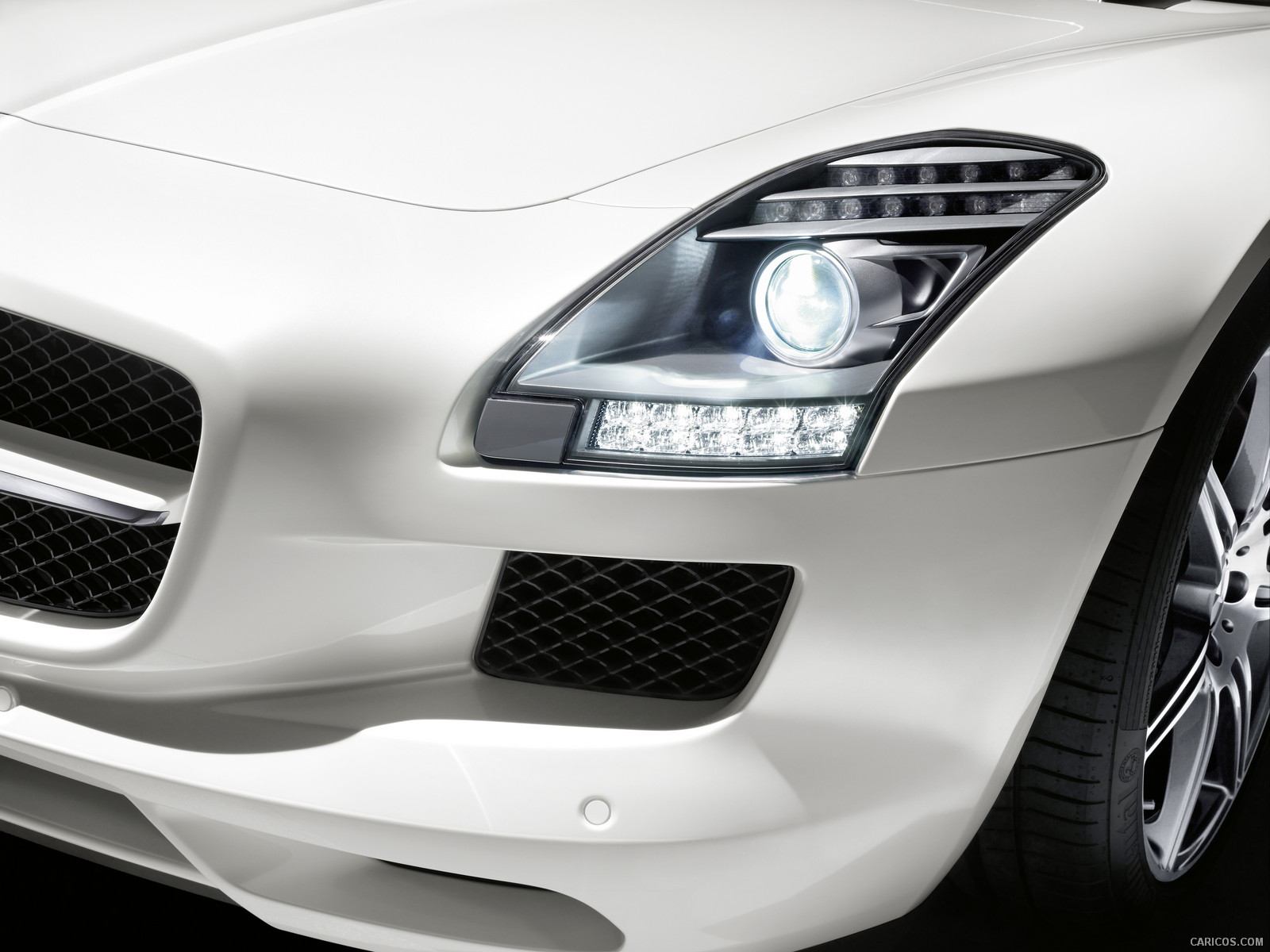 2012 Mercedes-Benz SLS AMG Roadster  - Headlight, #49 of 129