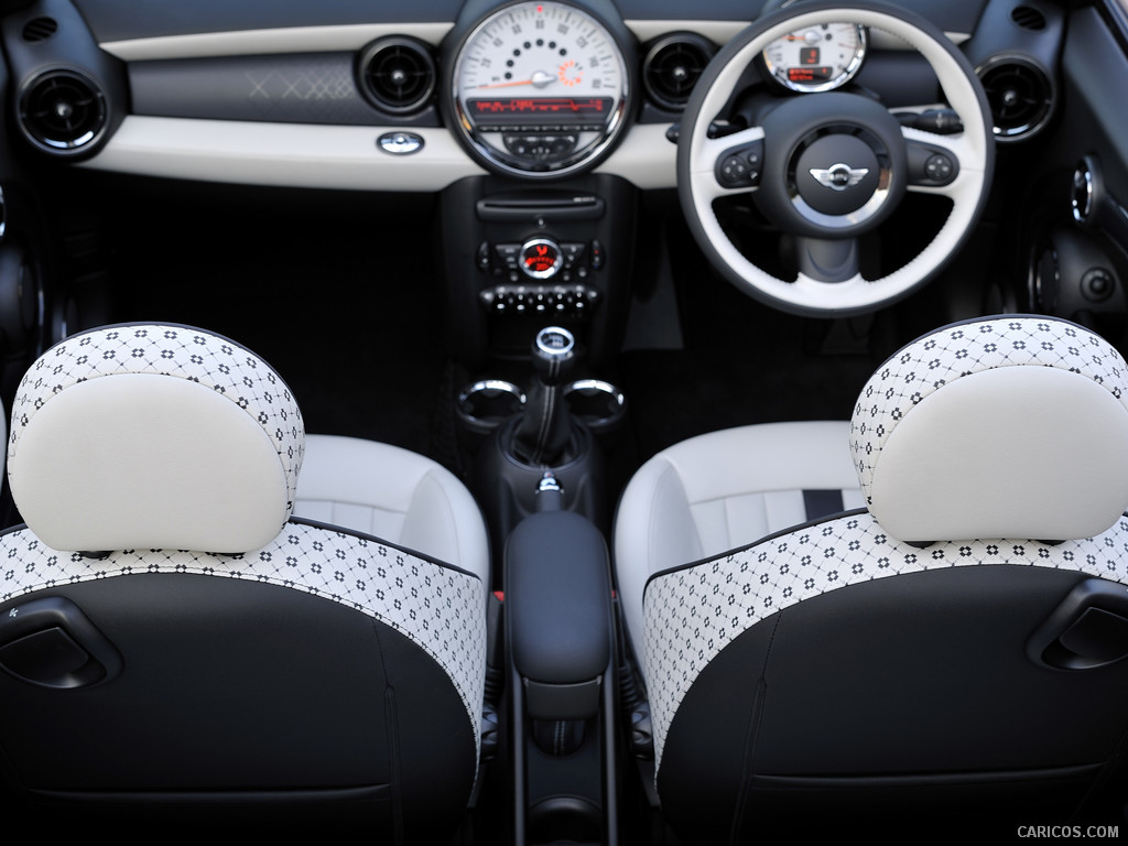 2012 Mini Avenue  - Interior