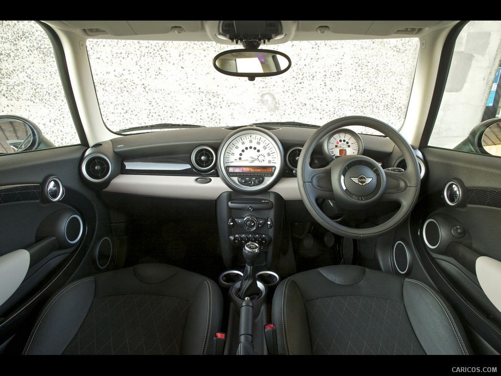 2012 Mini Baker Street UK-Version Interior - 