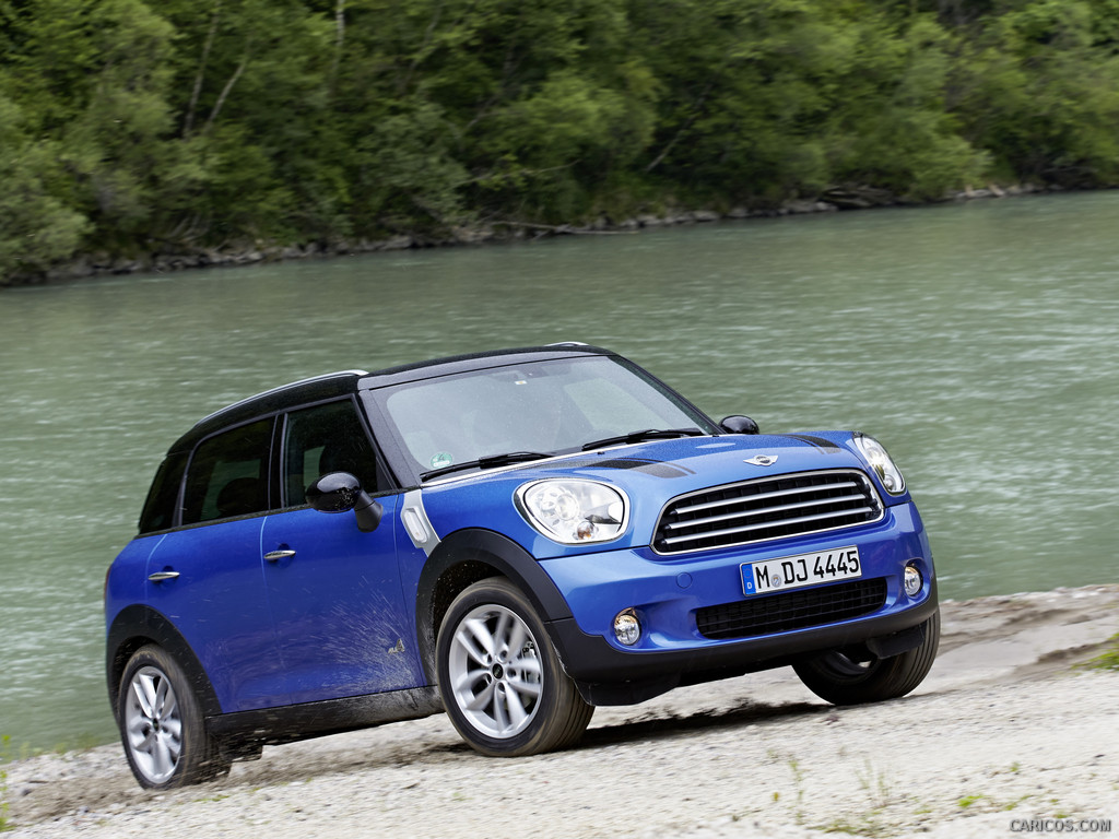 2013 MINI Cooper Countryman ALL4  - Front