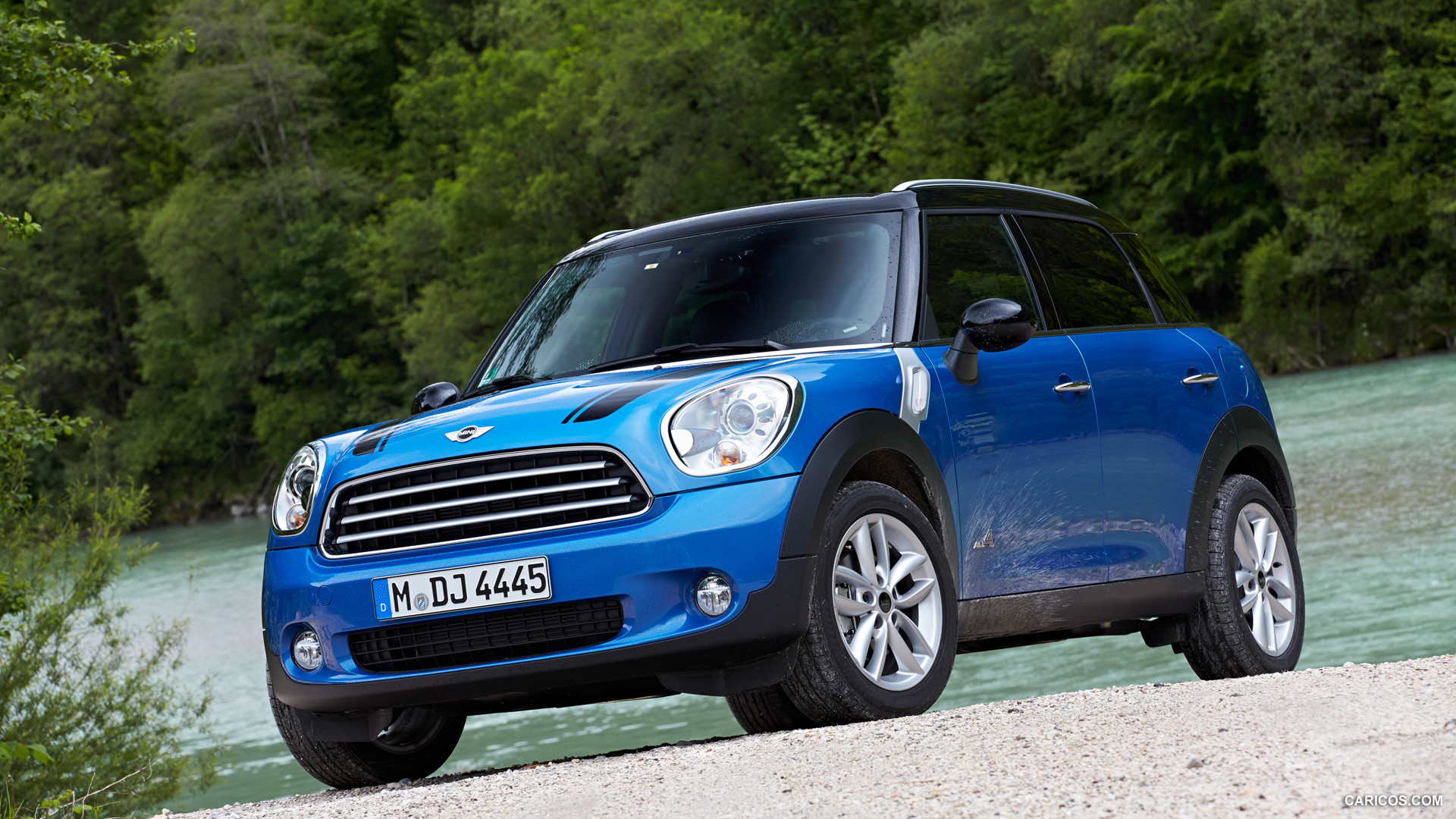 2013 MINI Cooper Countryman ALL4  - Front, #13 of 59