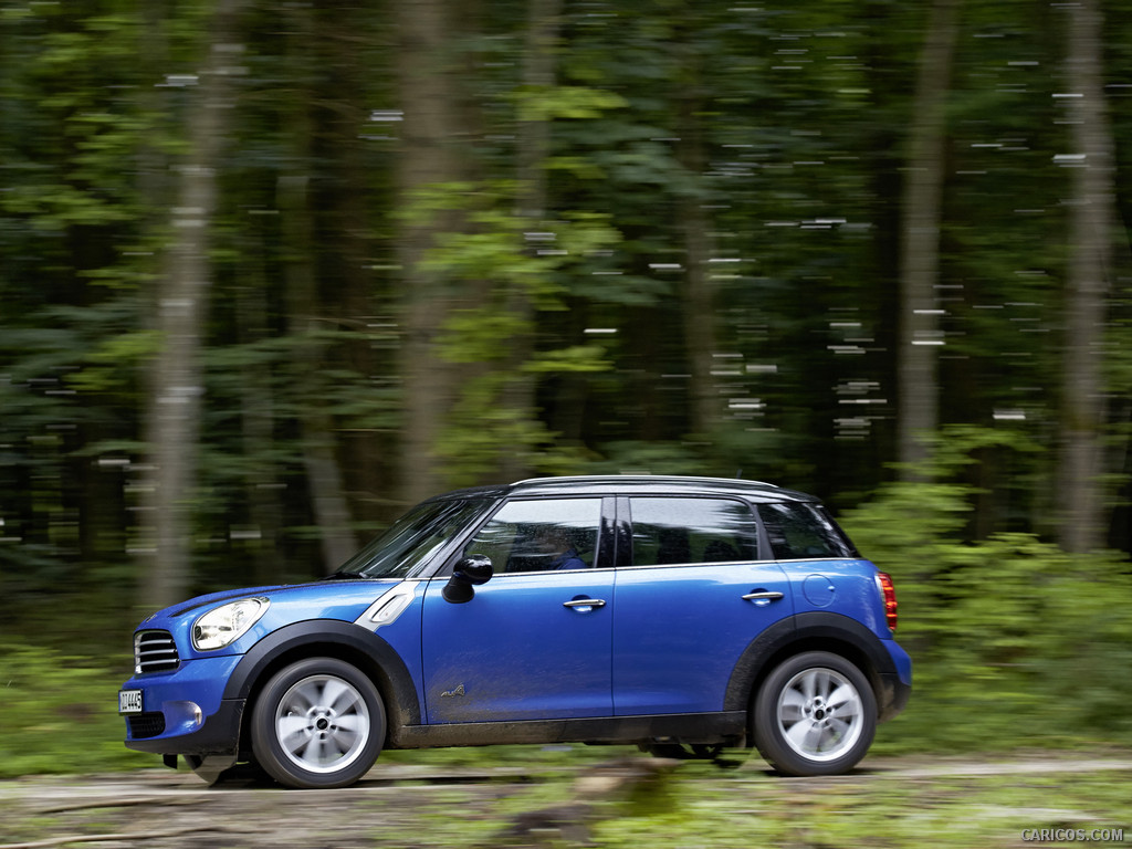 2013 MINI Cooper Countryman ALL4  - Side