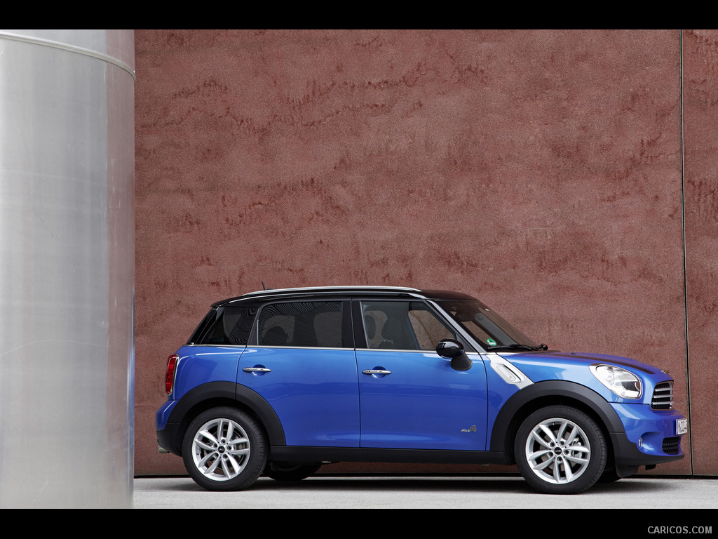 2013 MINI Cooper Countryman ALL4  - Side