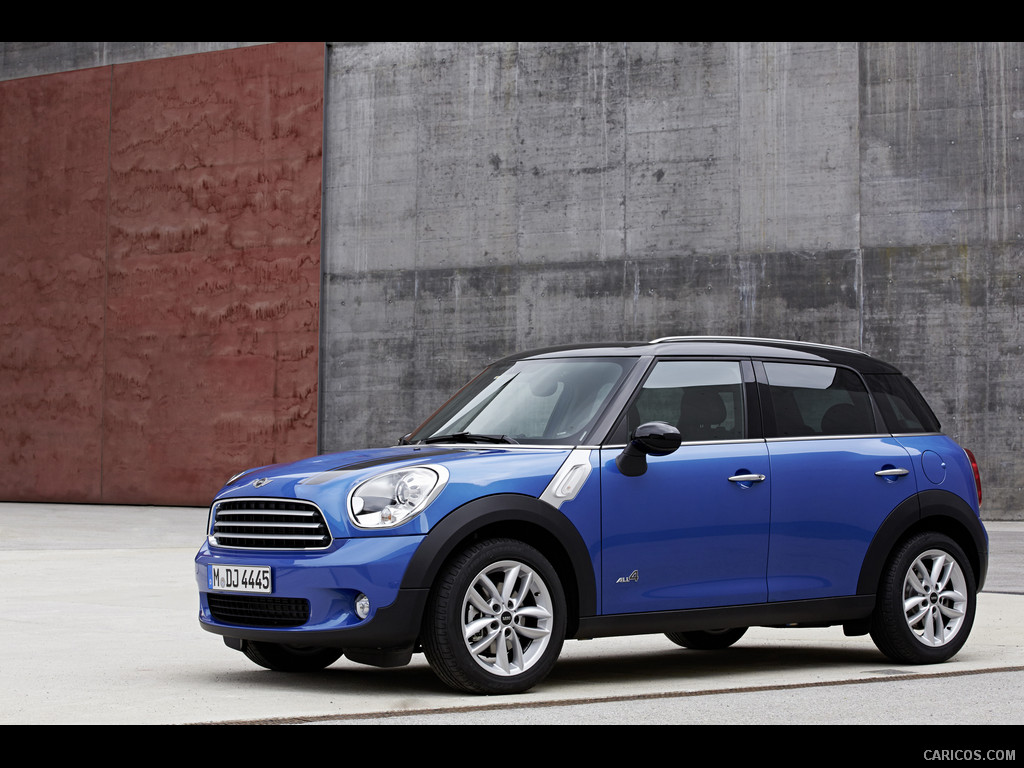 2013 MINI Cooper Countryman ALL4  - Side