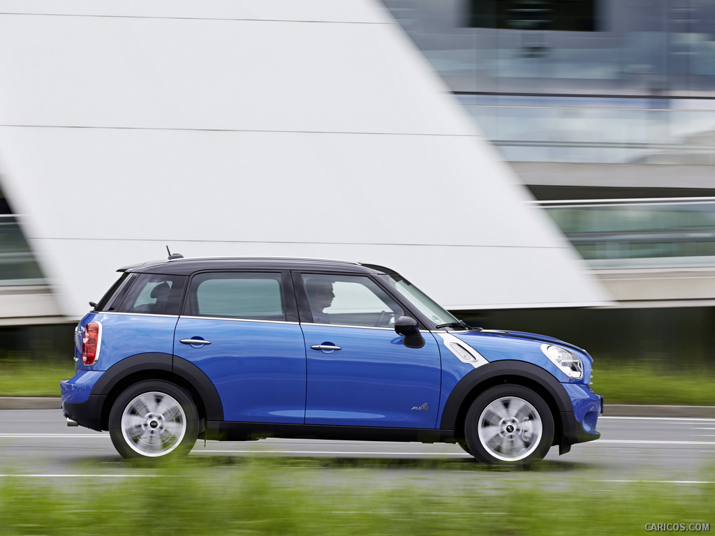 2013 MINI Cooper Countryman ALL4  - Side