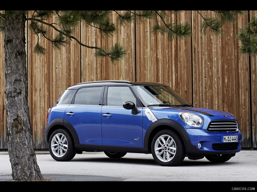 2013 MINI Cooper Countryman ALL4  - Side