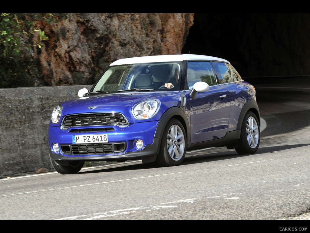 2013 MINI Cooper S Paceman  - Front