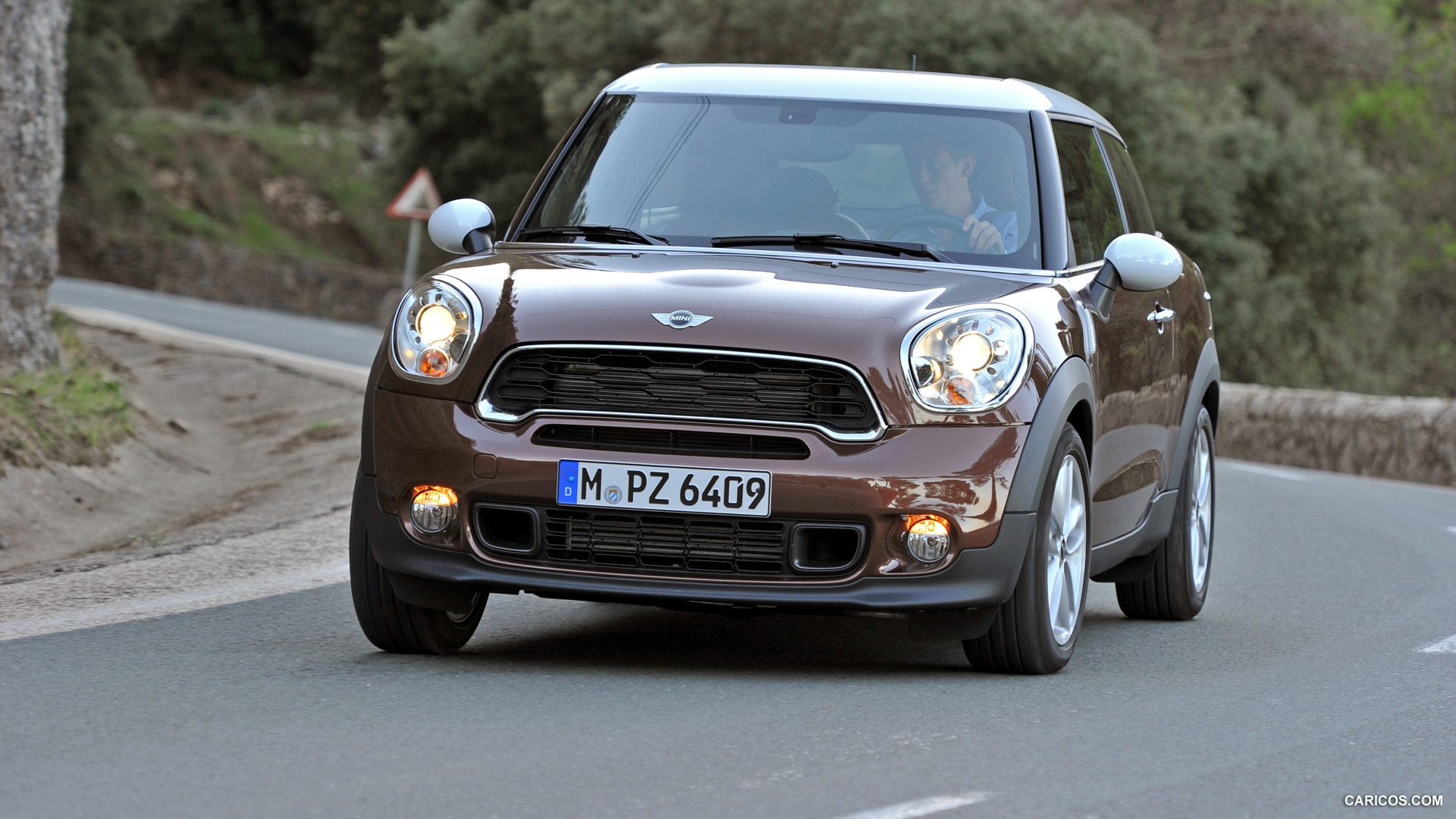 2013 MINI Cooper S Paceman  - Front, #258 of 438