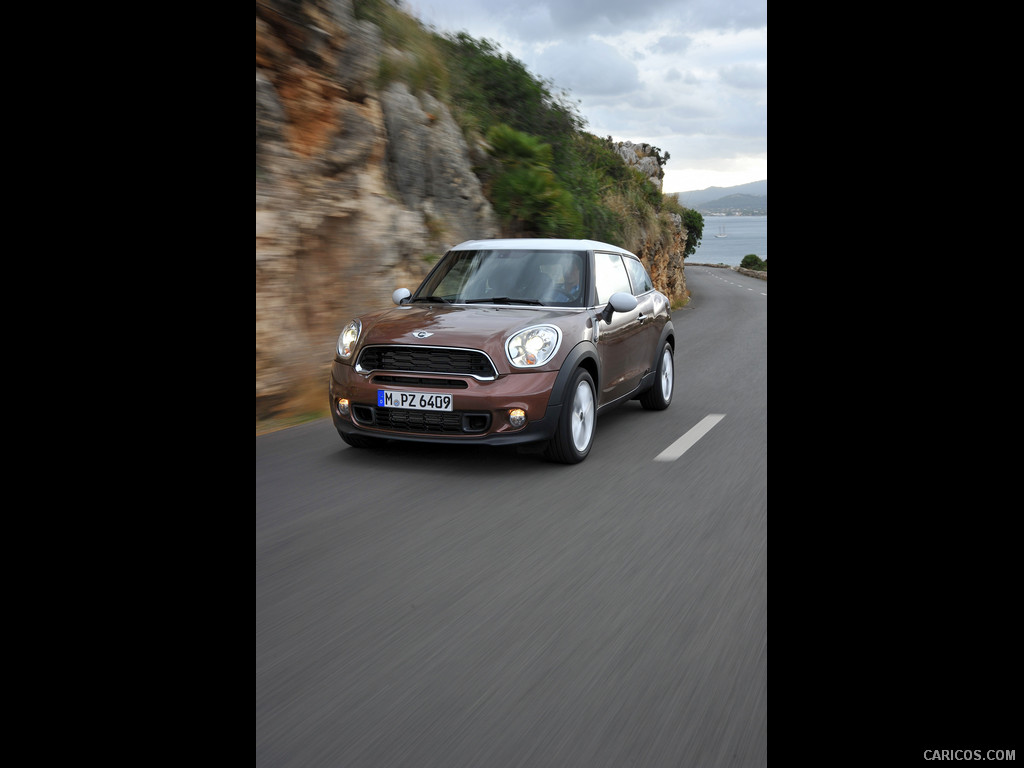 2013 MINI Cooper S Paceman  - Front