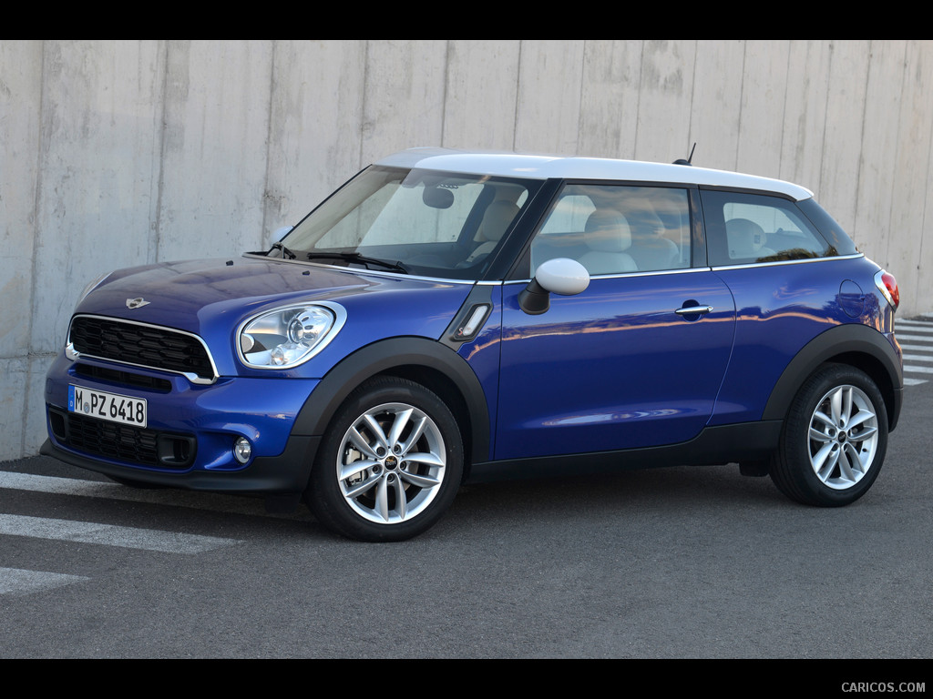 2013 MINI Cooper S Paceman  - Front