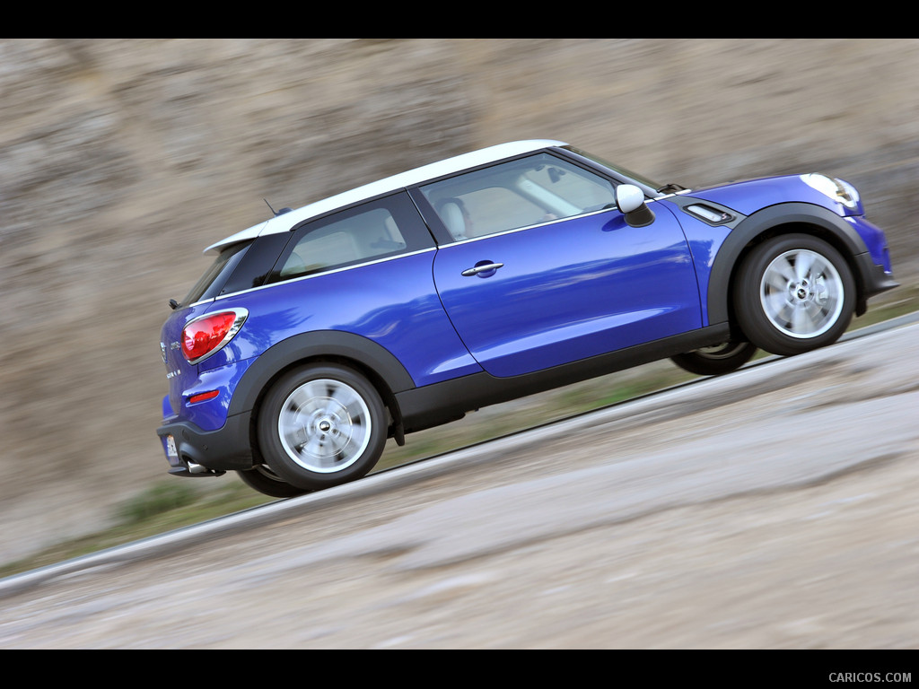 2013 MINI Cooper S Paceman  - Side