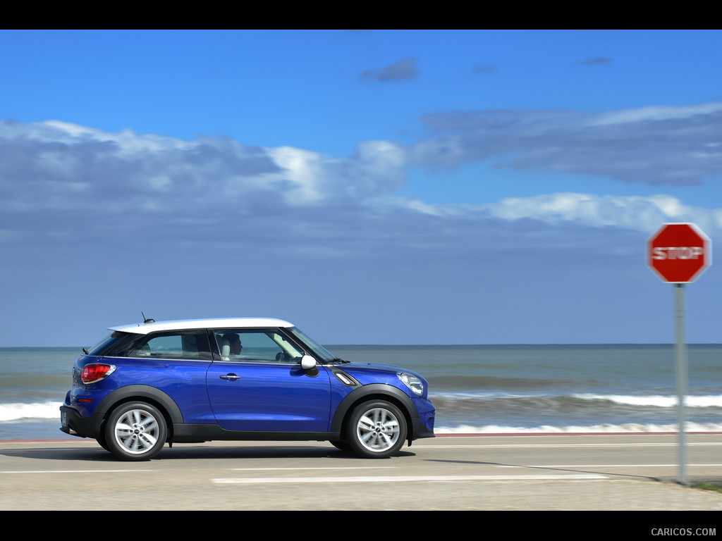 2013 MINI Cooper S Paceman  - Side