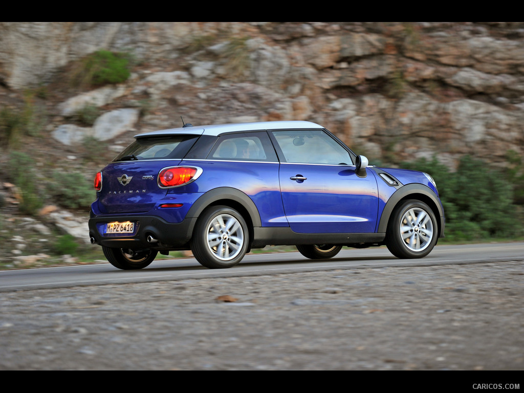 2013 MINI Cooper S Paceman  - Side