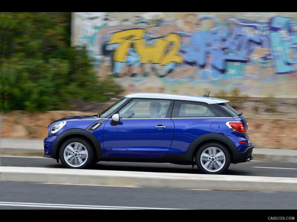 2013 MINI Cooper S Paceman  - Side