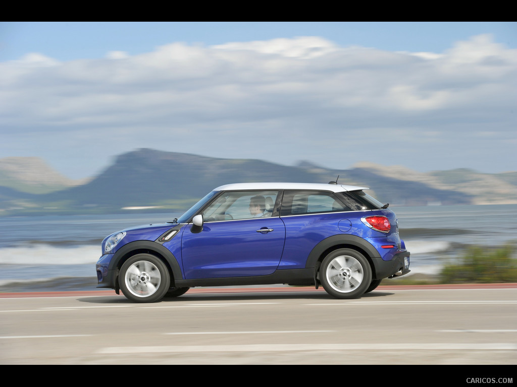 2013 MINI Cooper S Paceman  - Side