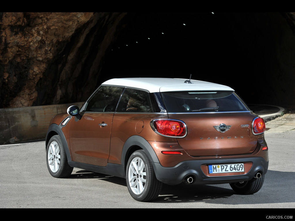 2013 MINI Cooper S Paceman  - Side