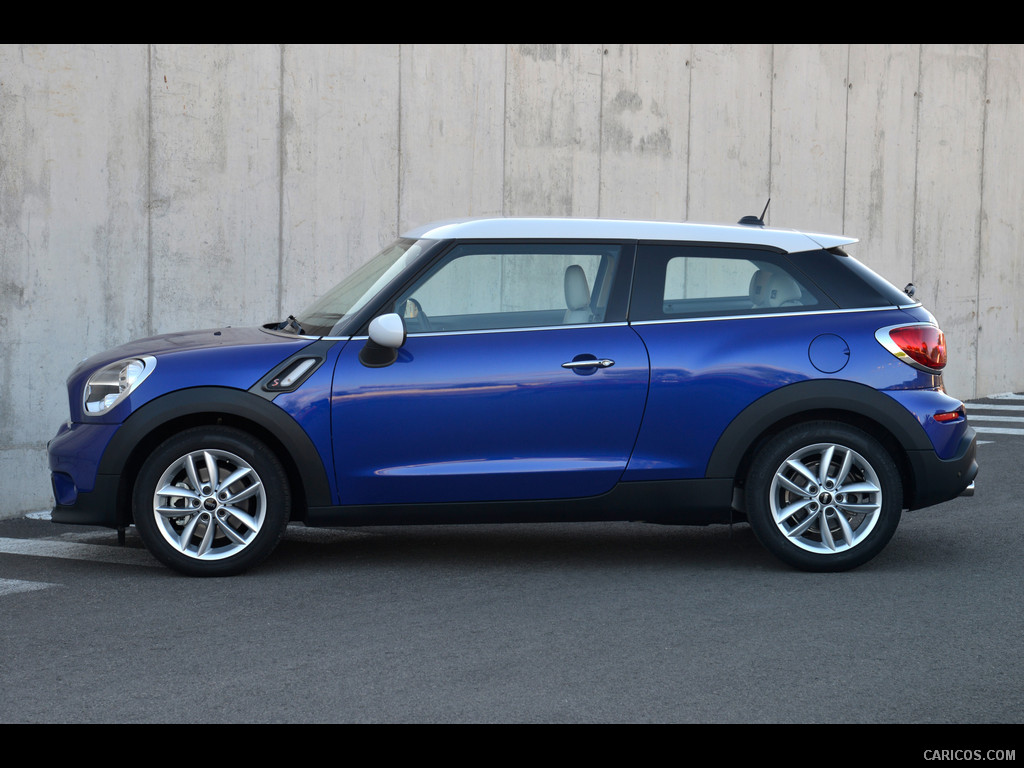 2013 MINI Cooper S Paceman  - Side