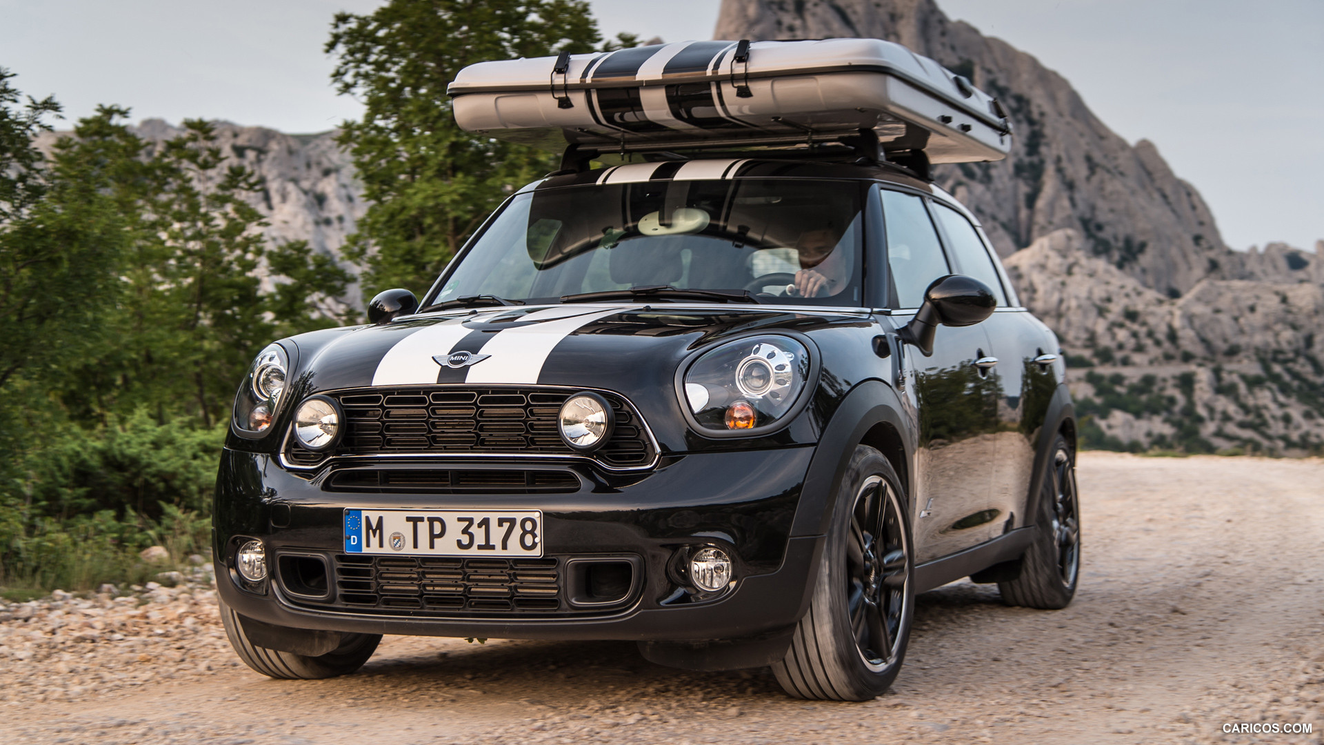 2013 MINI Countryman ALL4 Camp  - Front, #1 of 42