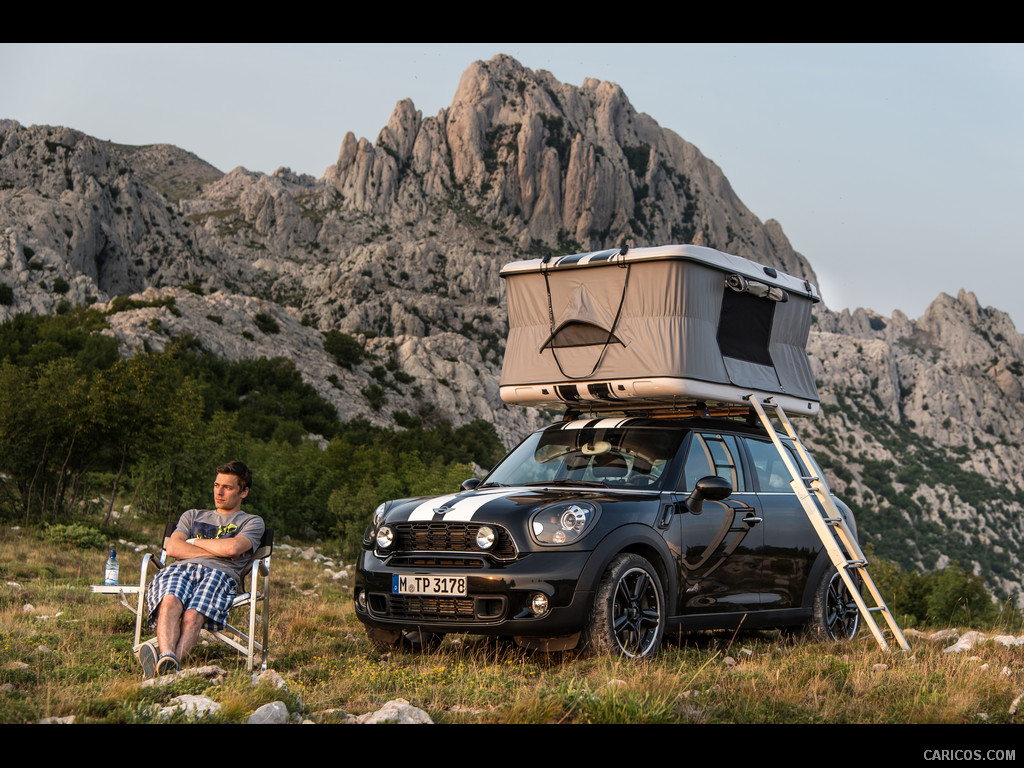 2013 MINI Countryman ALL4 Camp  - Front