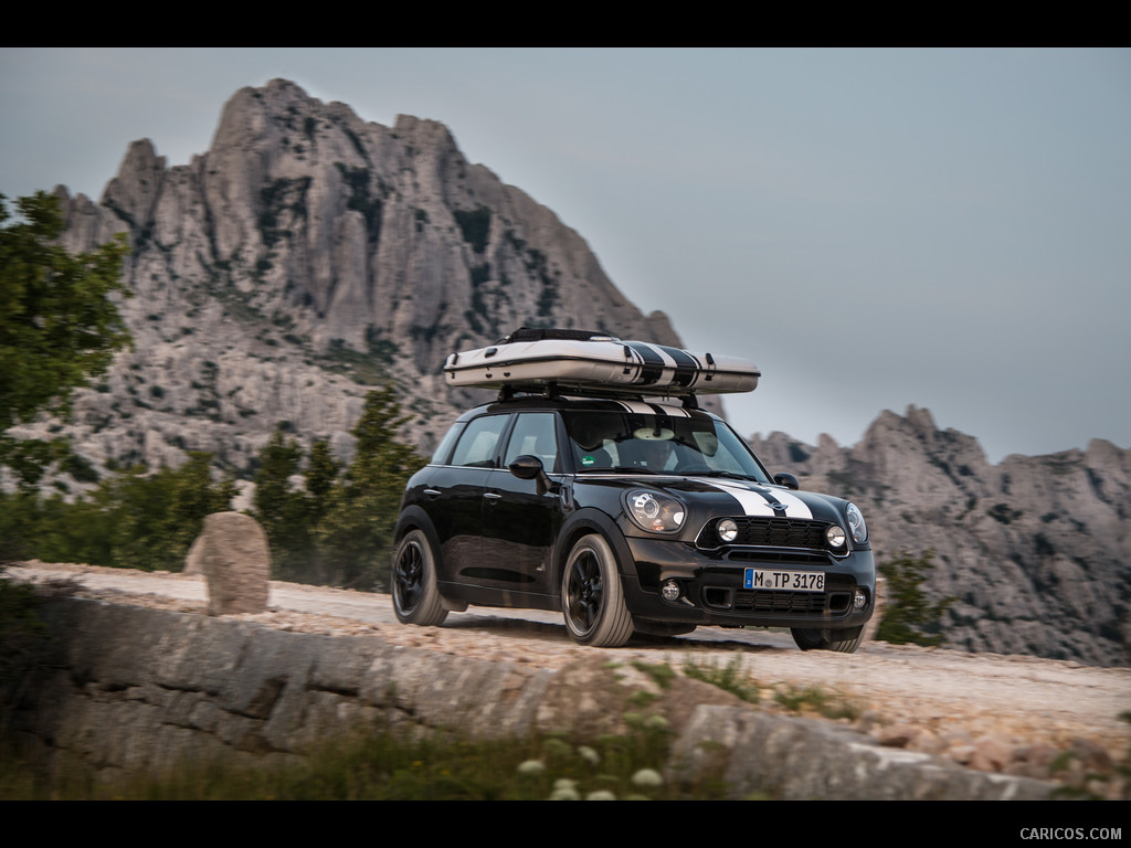 2013 MINI Countryman ALL4 Camp  - Front