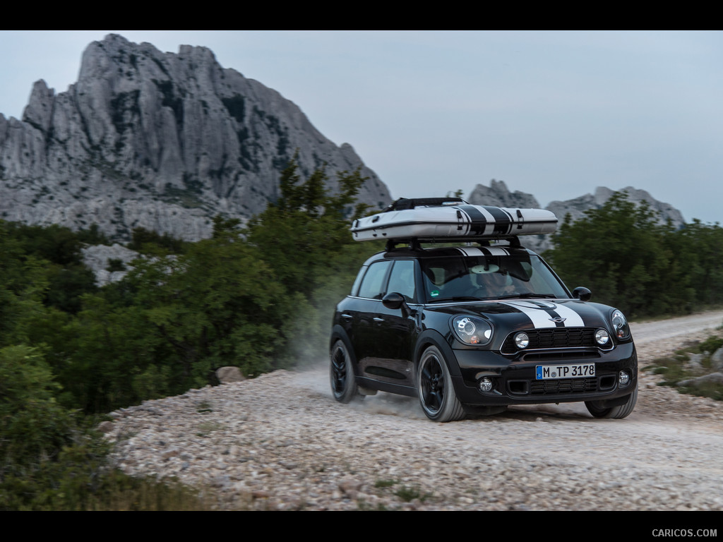 2013 MINI Countryman ALL4 Camp  - Front